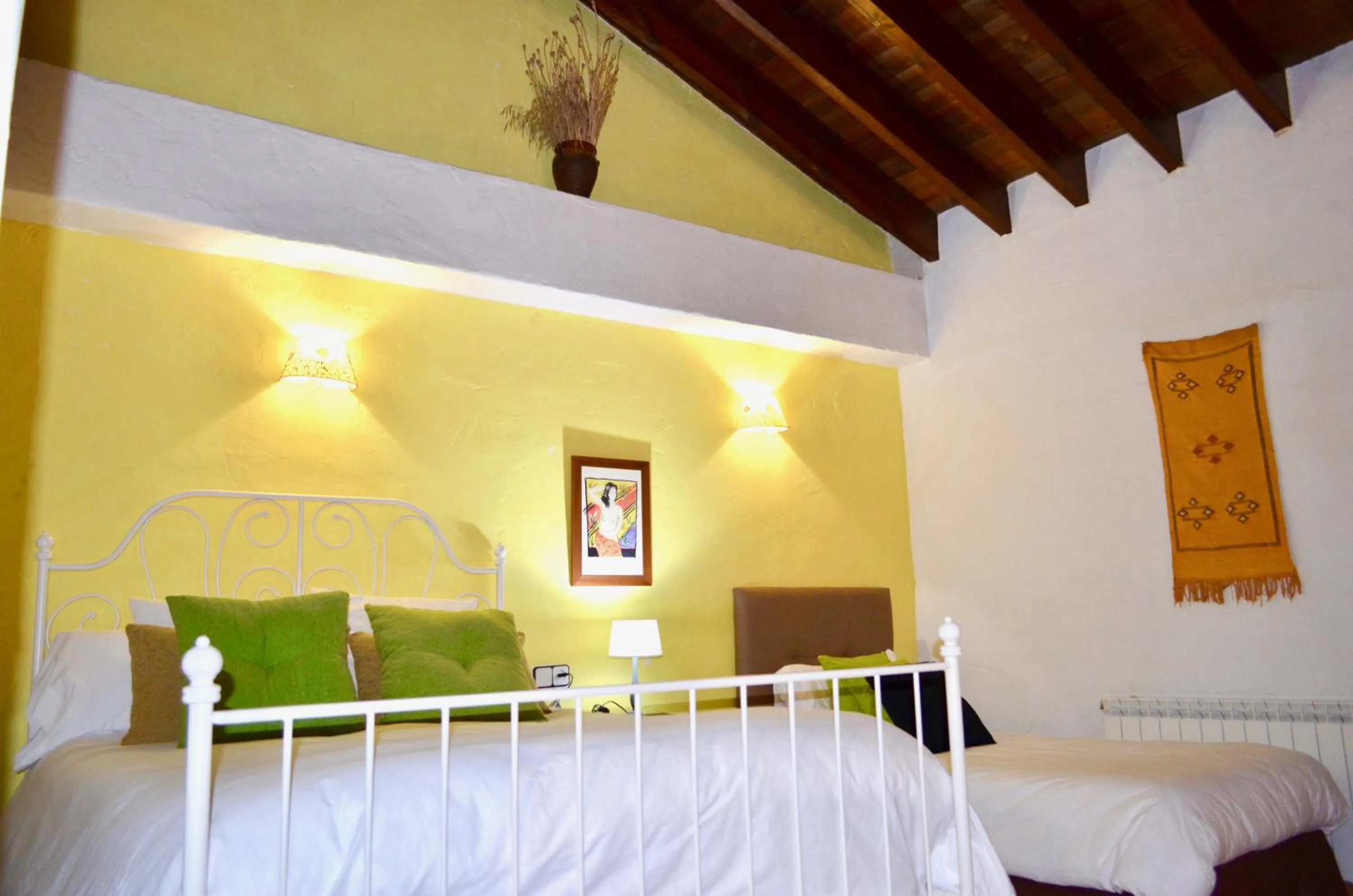 Bed in Hotel Restaurante Bandolero