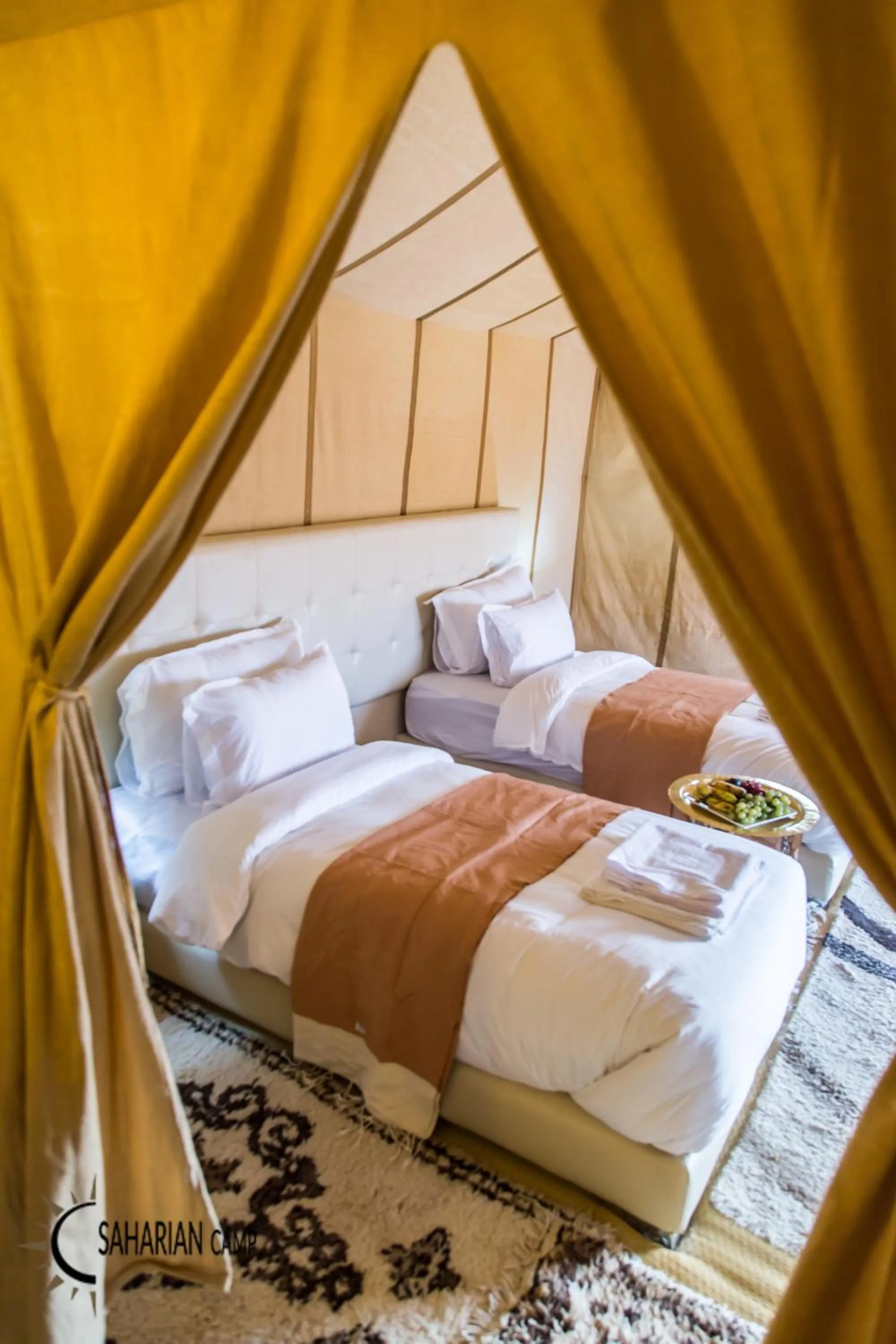 Photo of the whole room, Bed in Merzouga Luxury Camp