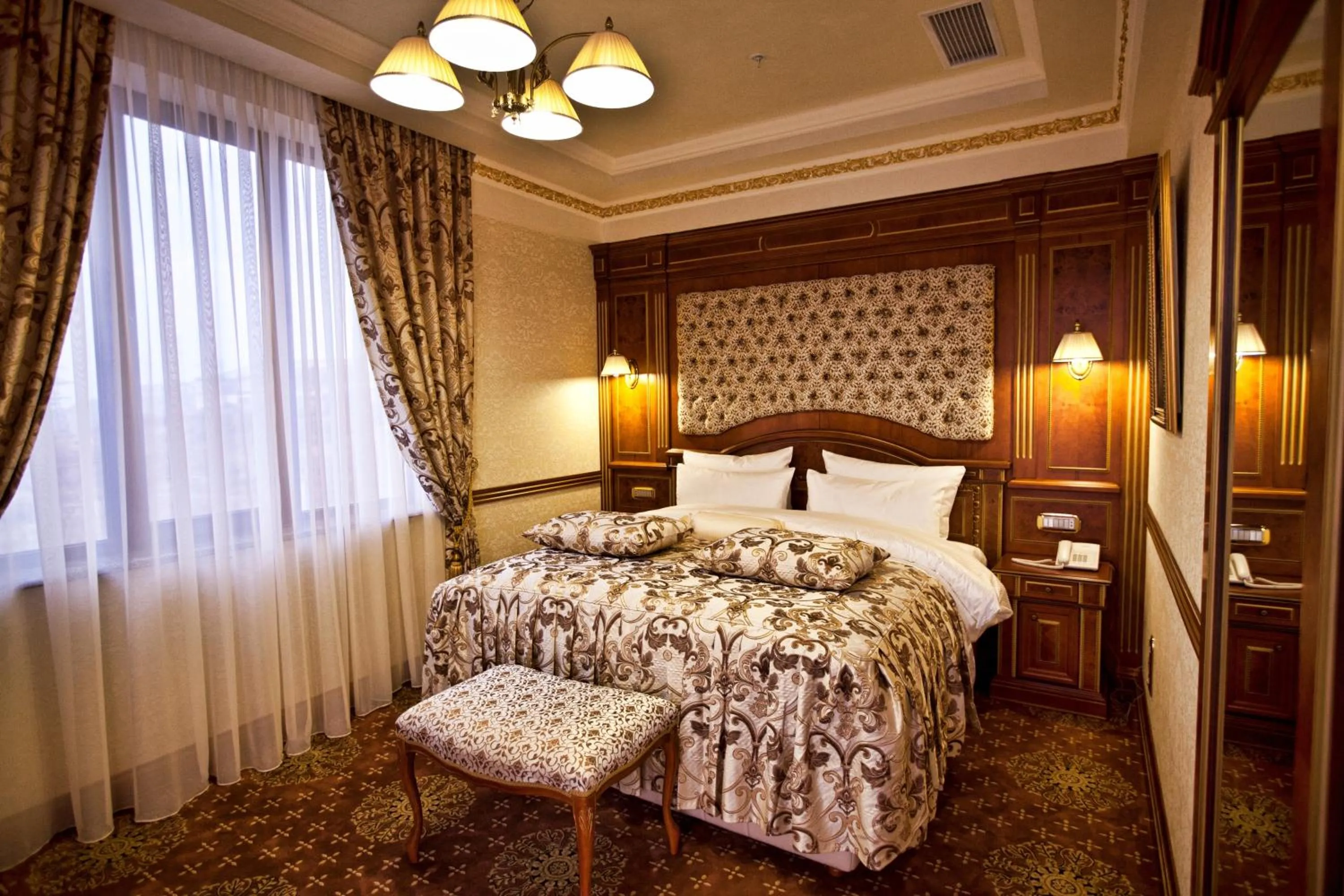 Bedroom, Bed in Multi Grand Pharaon Hotel