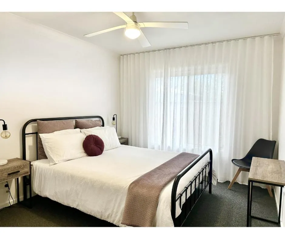 Sunny Shackell - Echuca Moama Holiday Accommodation