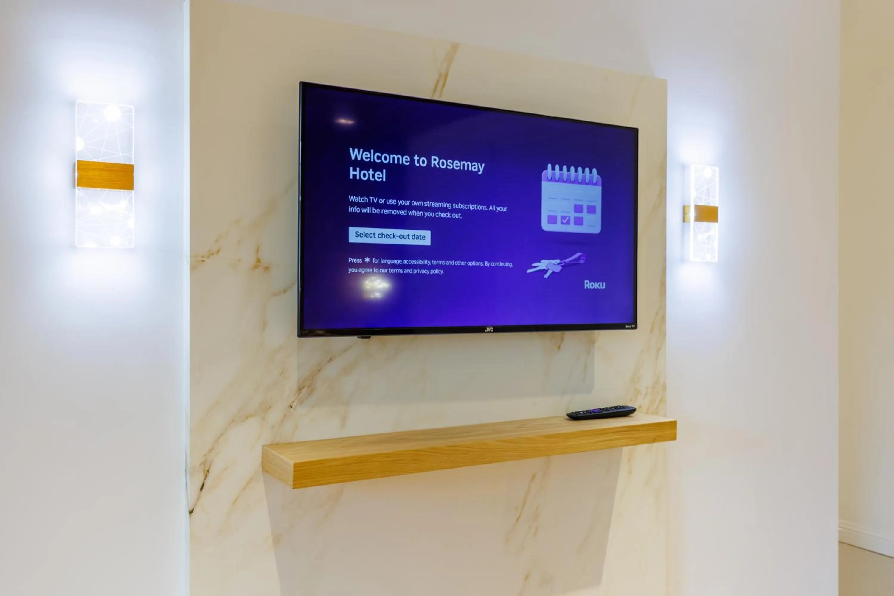 TV and multimedia in Rosemay Hotel near London Heathrow Airport