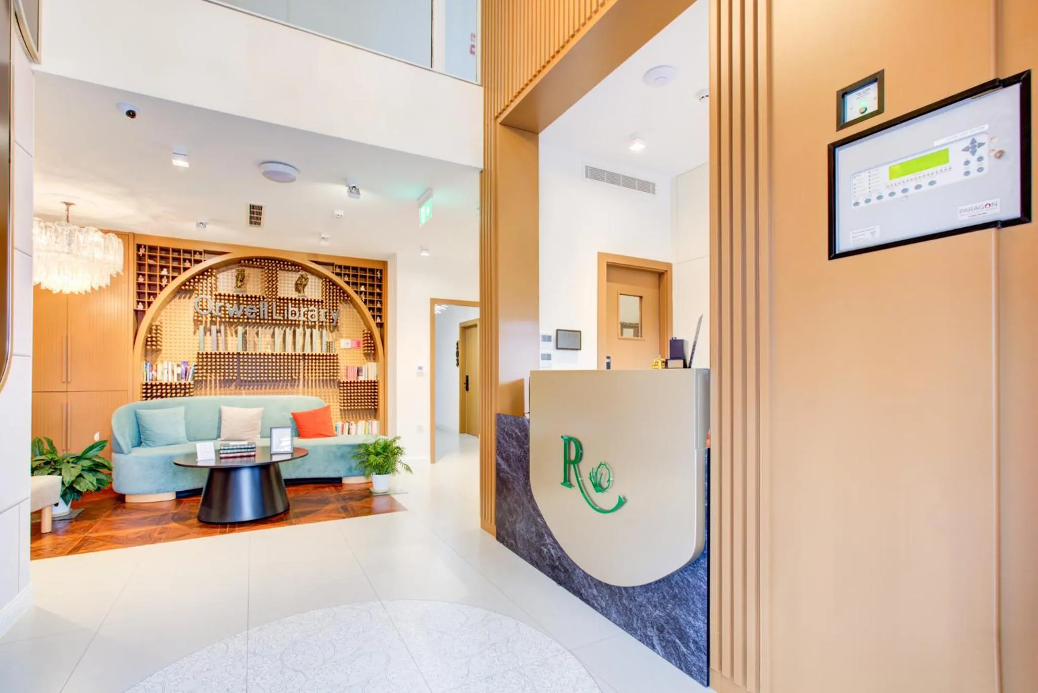 Lobby or reception in Rosemay Hotel near London Heathrow Airport