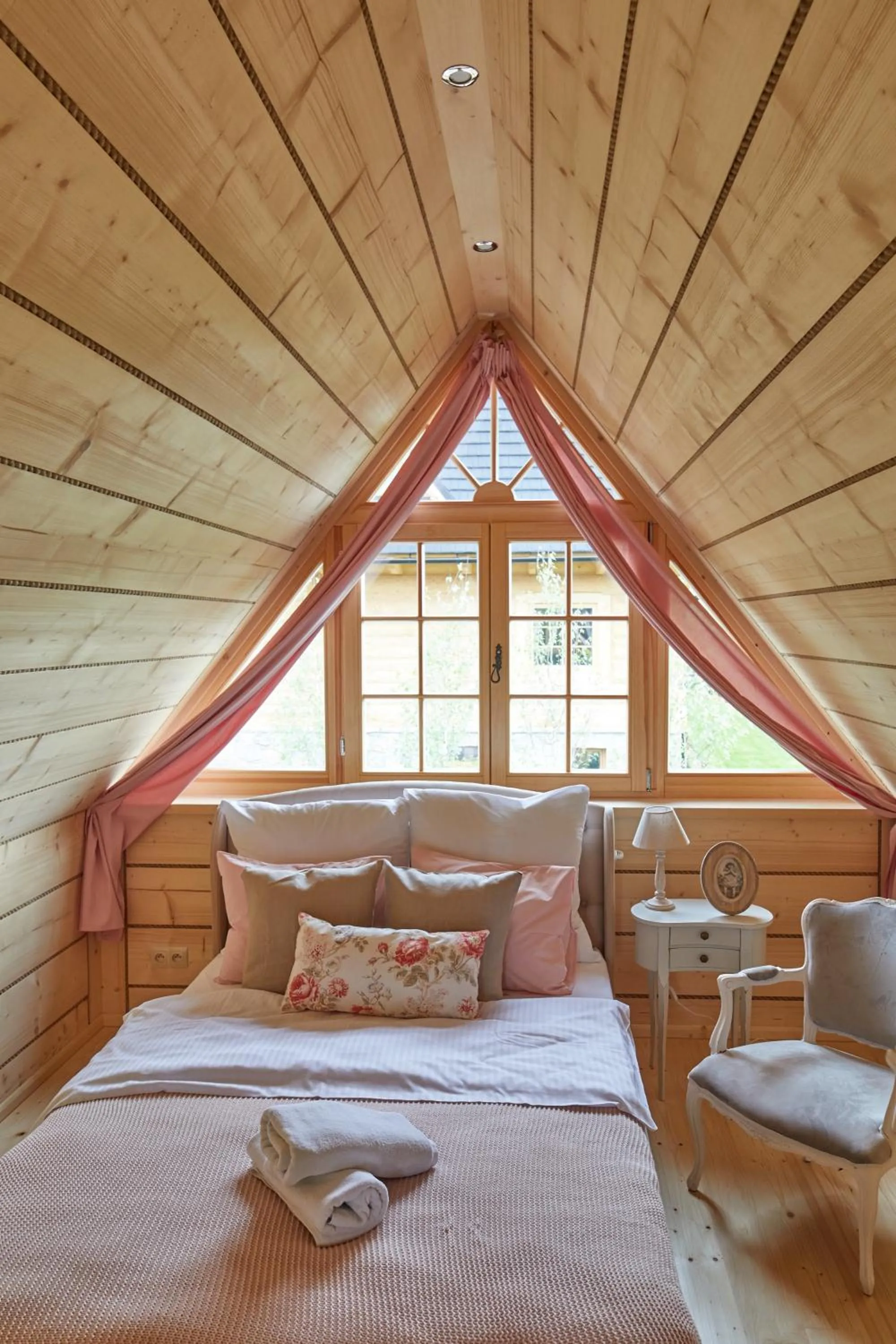 Bed in Osada Maruszyna