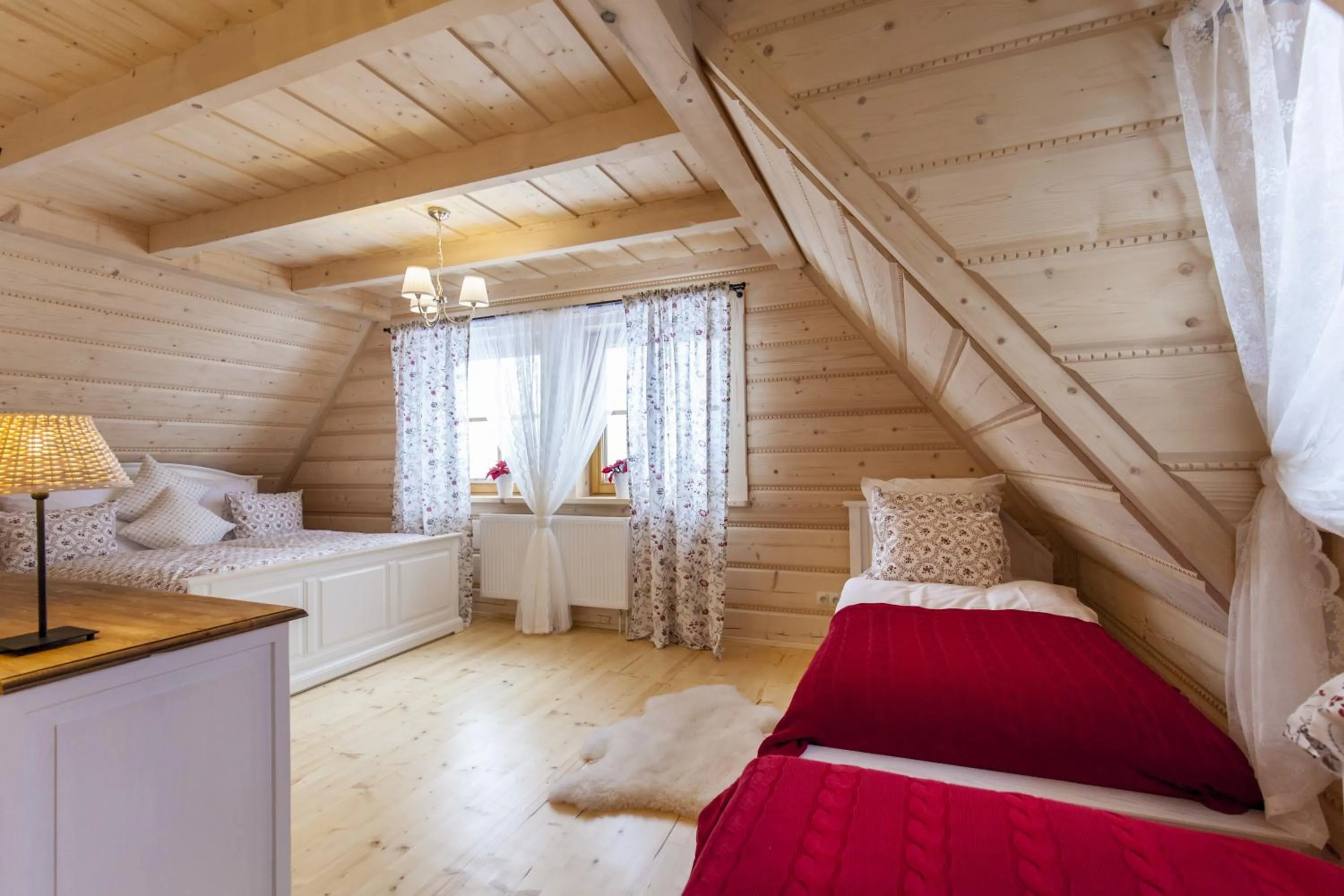 Day, Bed in Osada Maruszyna