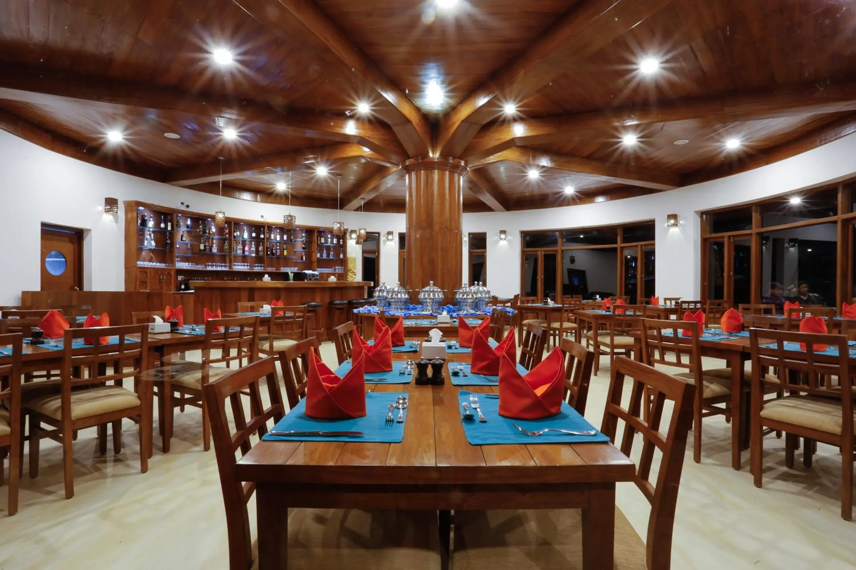 Restaurant/places to eat in Rupakot Resort Restaurant/places to eat in Rupakot Resort