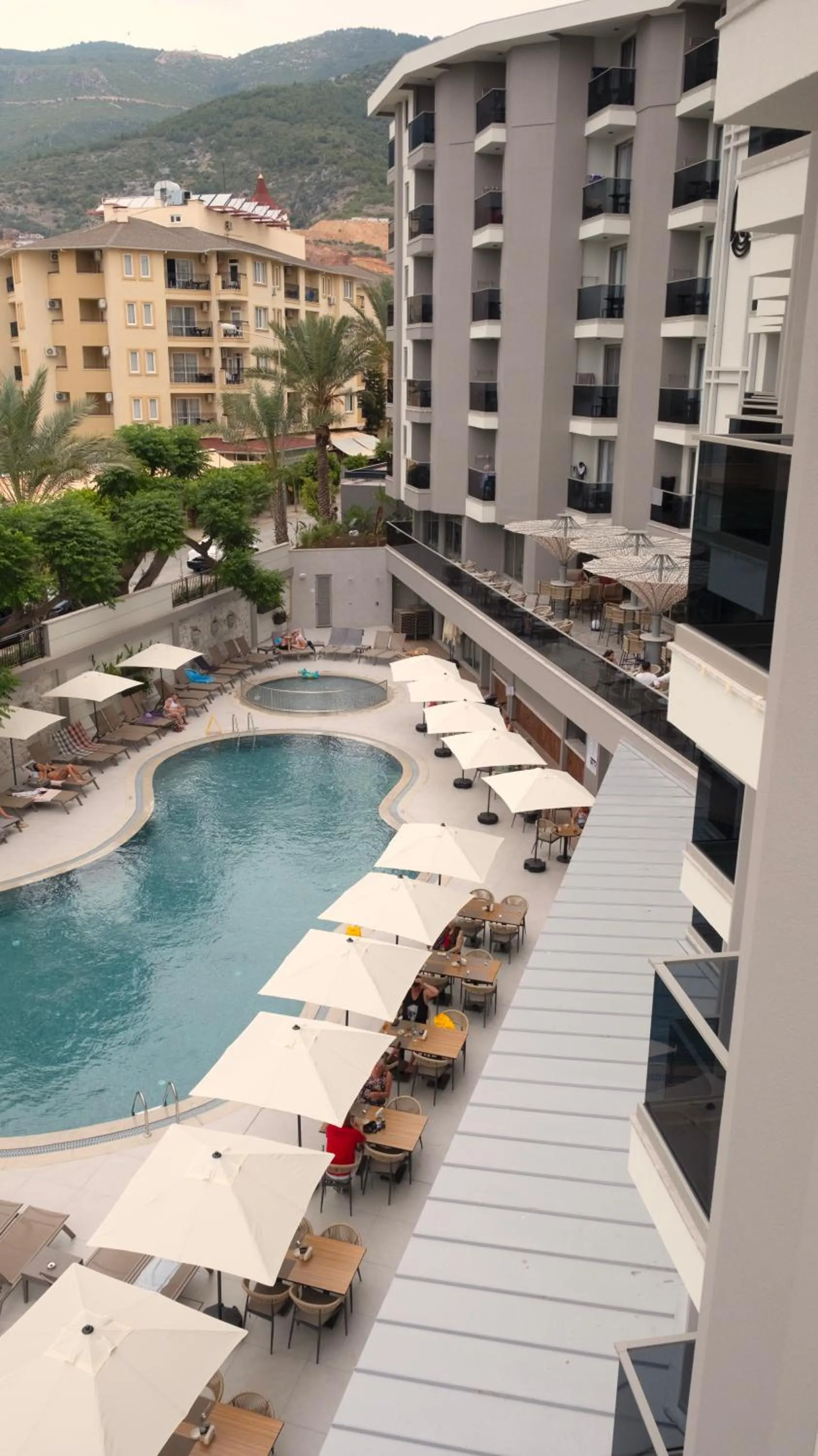 Swimming pool in Kleopatra Dreams Beach Hotel