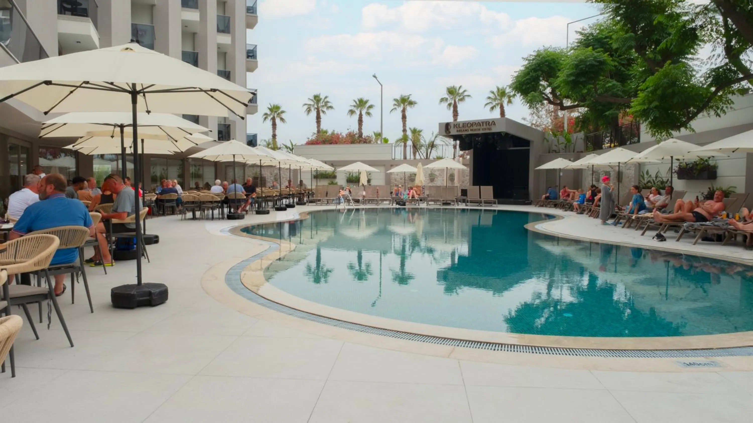 Property building in Kleopatra Dreams Beach Hotel