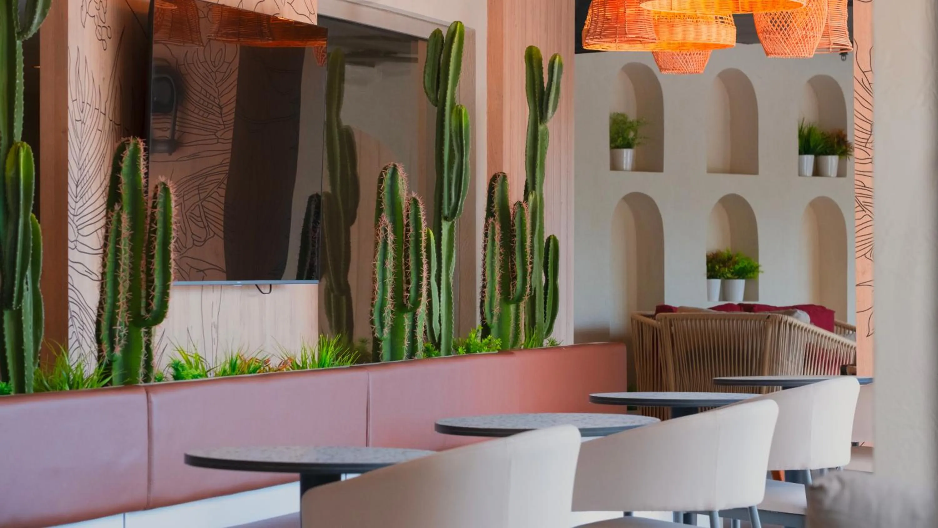 Banquet/Function facilities in Kleopatra Dreams Beach Hotel