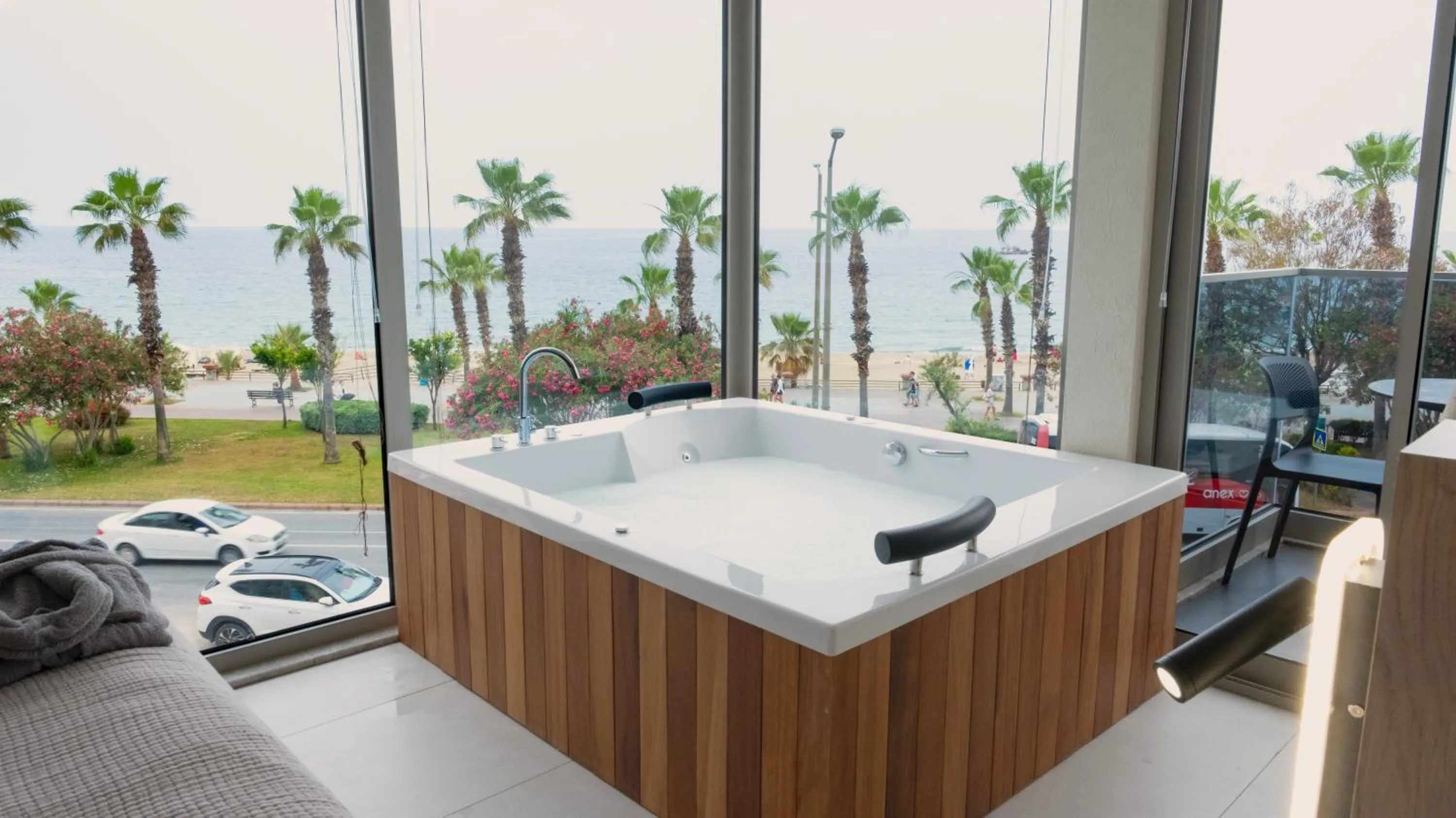 Hot Tub in Kleopatra Dreams Beach Hotel