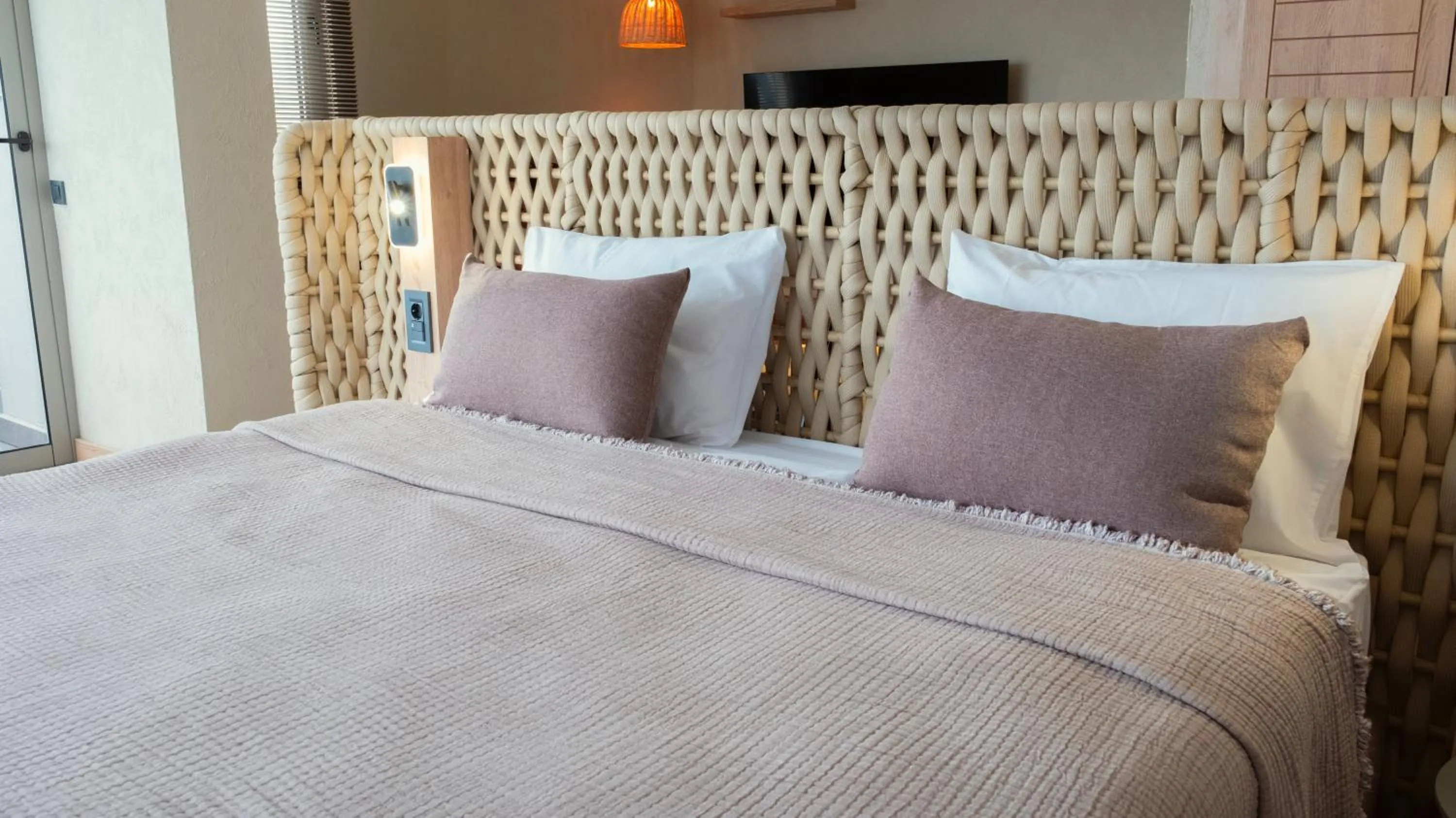 Bed in Kleopatra Dreams Beach Hotel