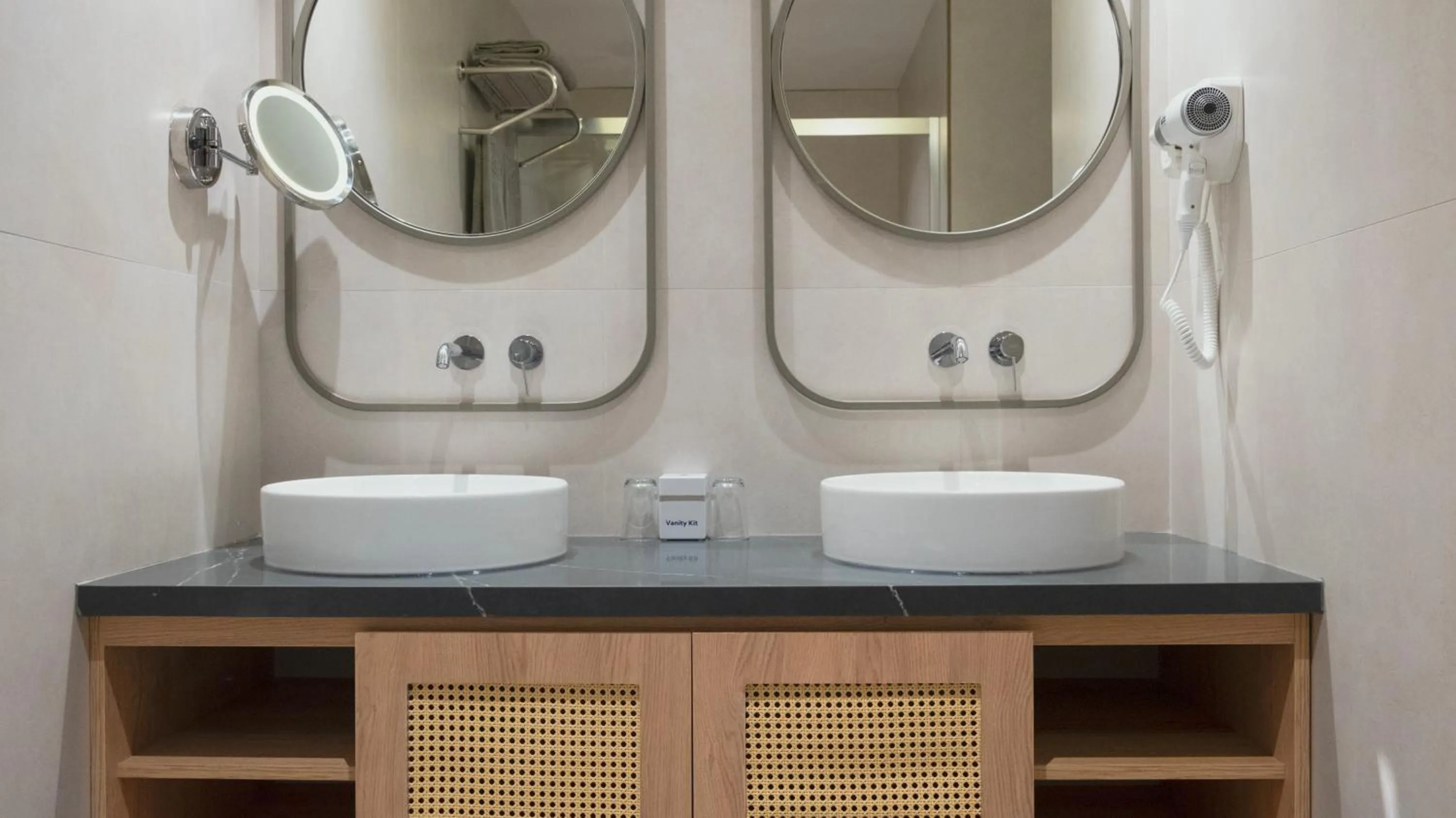 Bathroom in Kleopatra Dreams Beach Hotel