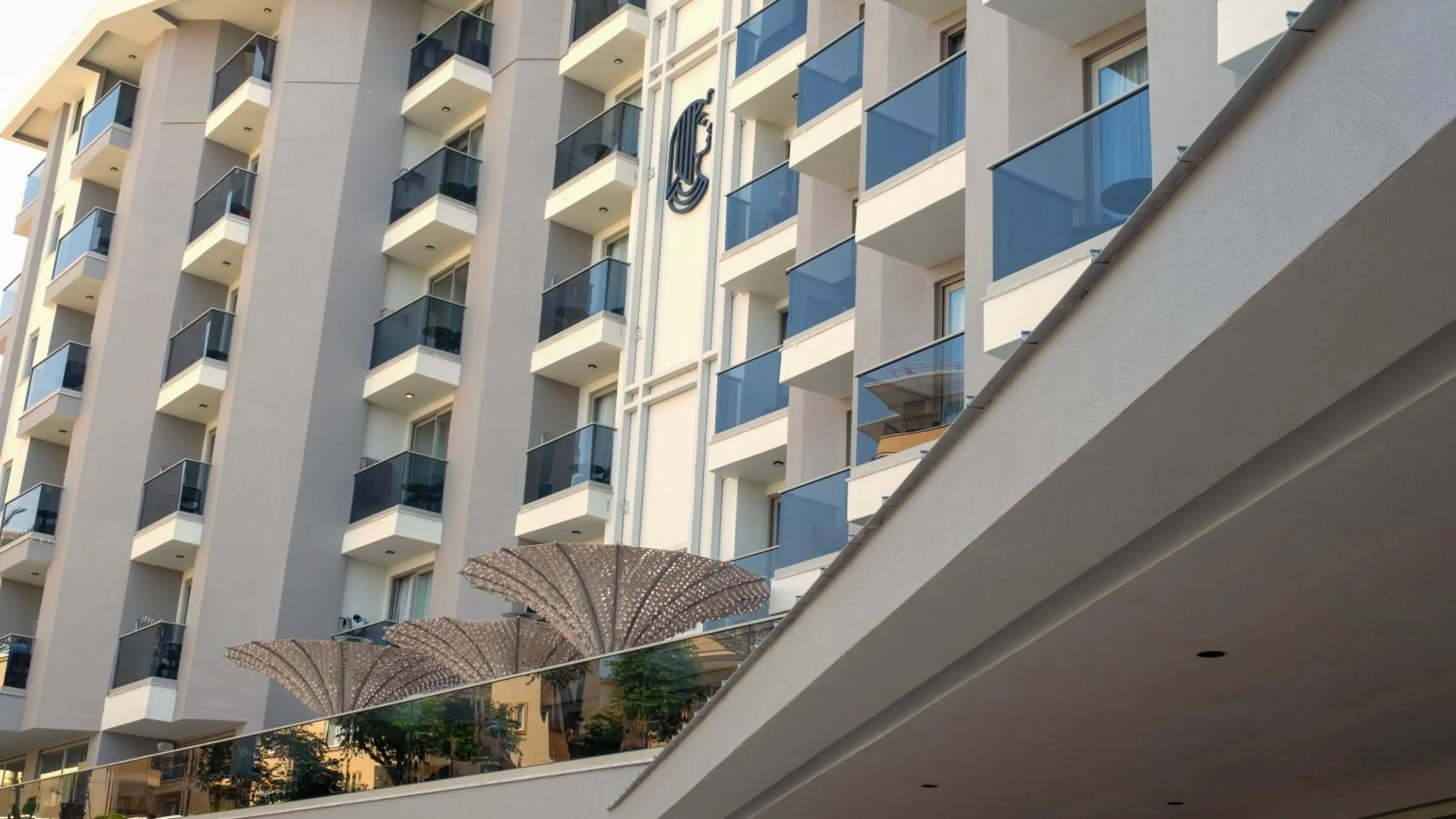 Property building in Kleopatra Dreams Beach Hotel