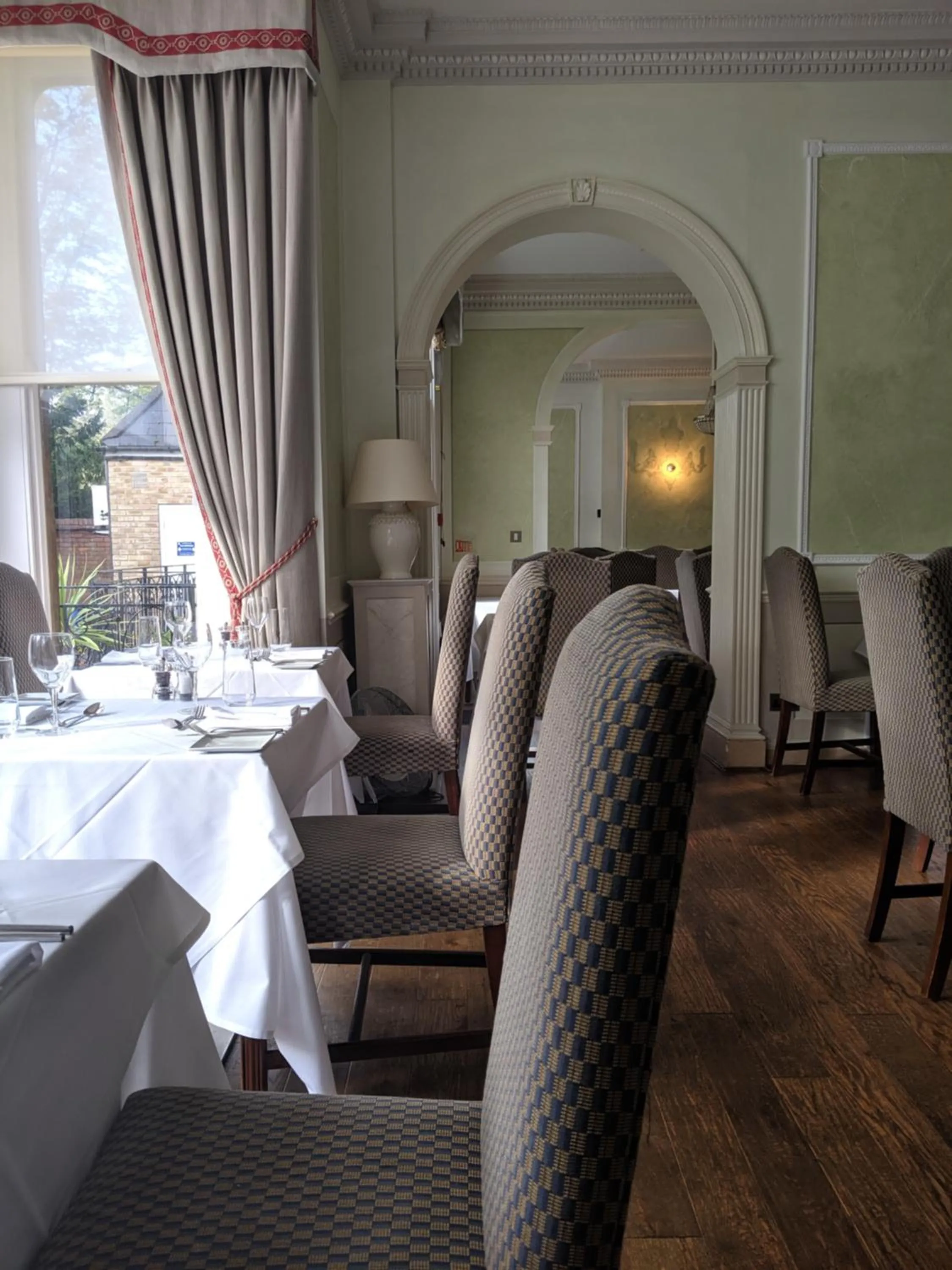 Restaurant/places to eat in Cotswold Lodge Hotel