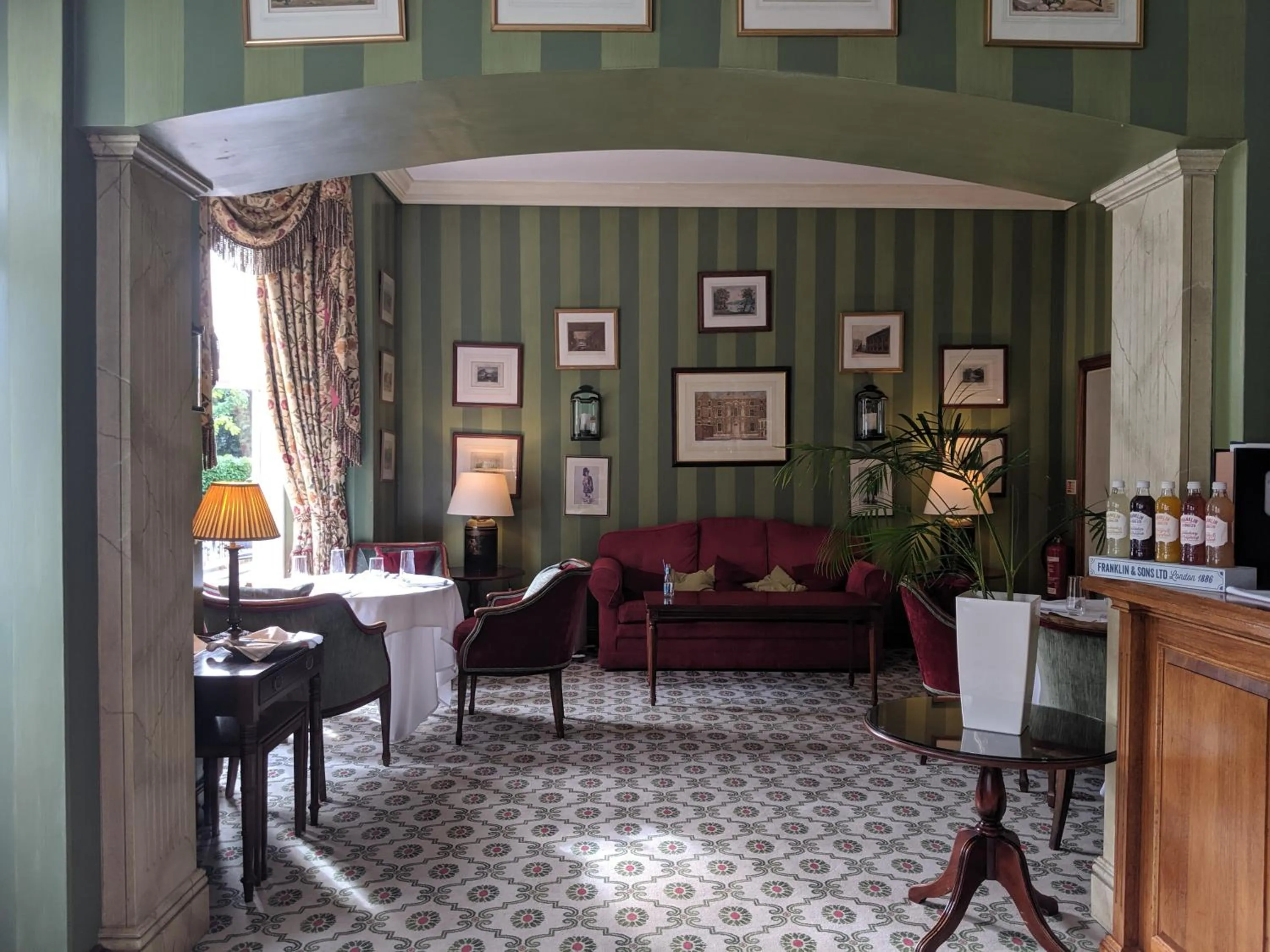 Restaurant/places to eat in Cotswold Lodge Hotel