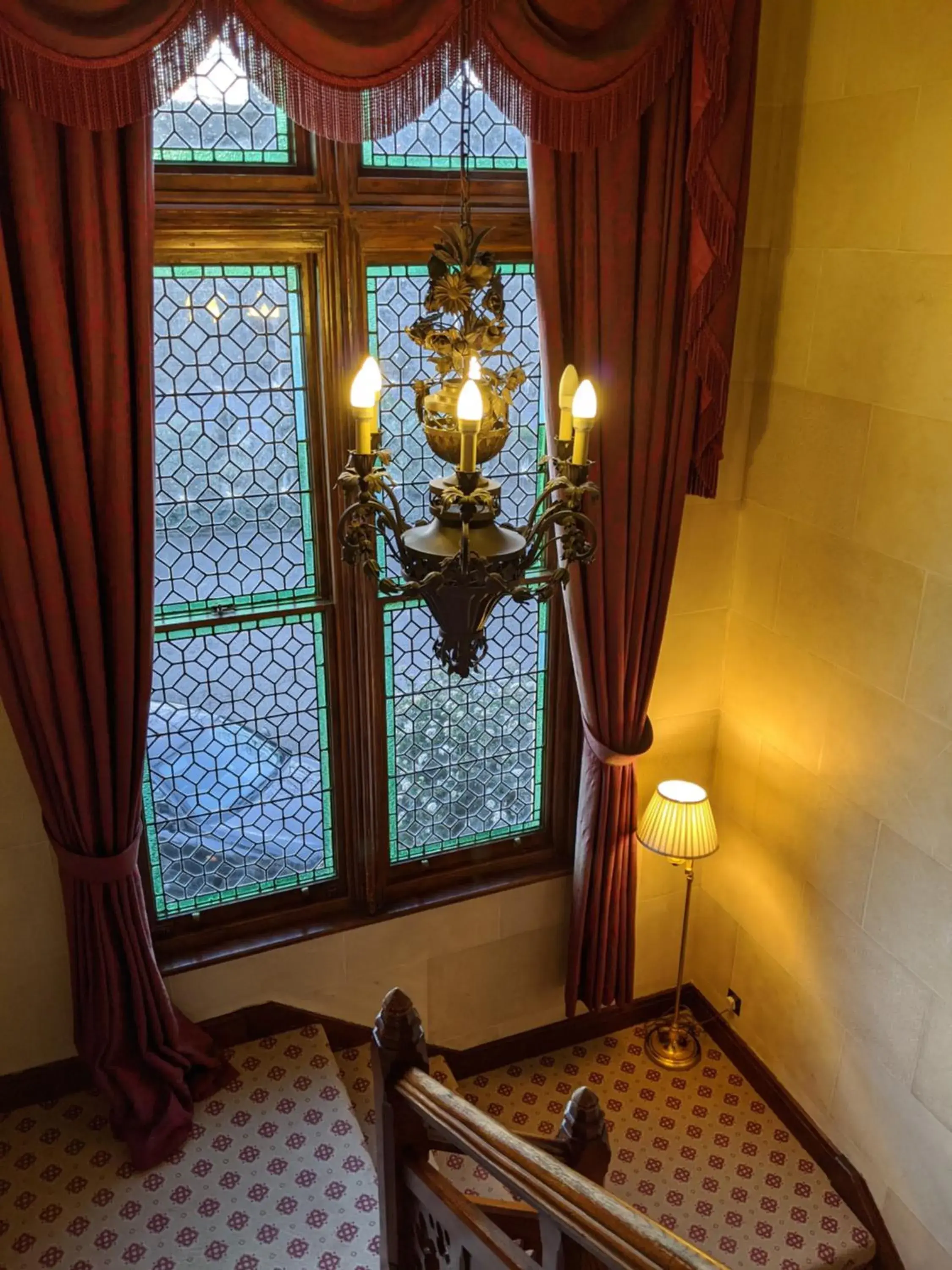 Lobby or reception in Cotswold Lodge Hotel Lobby or reception in Cotswold Lodge Hotel