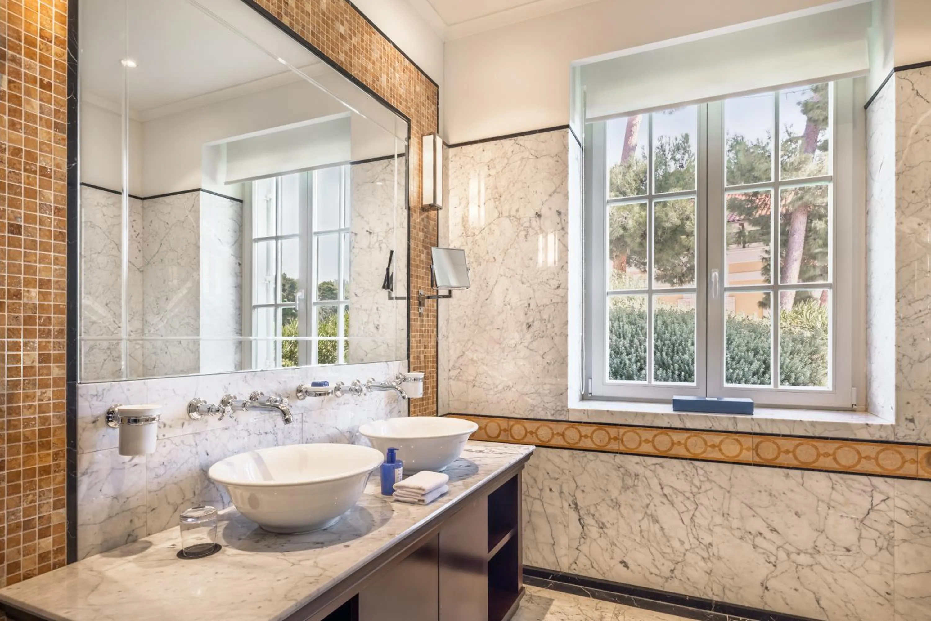 Bathroom in Boutique Hotel Alhambra