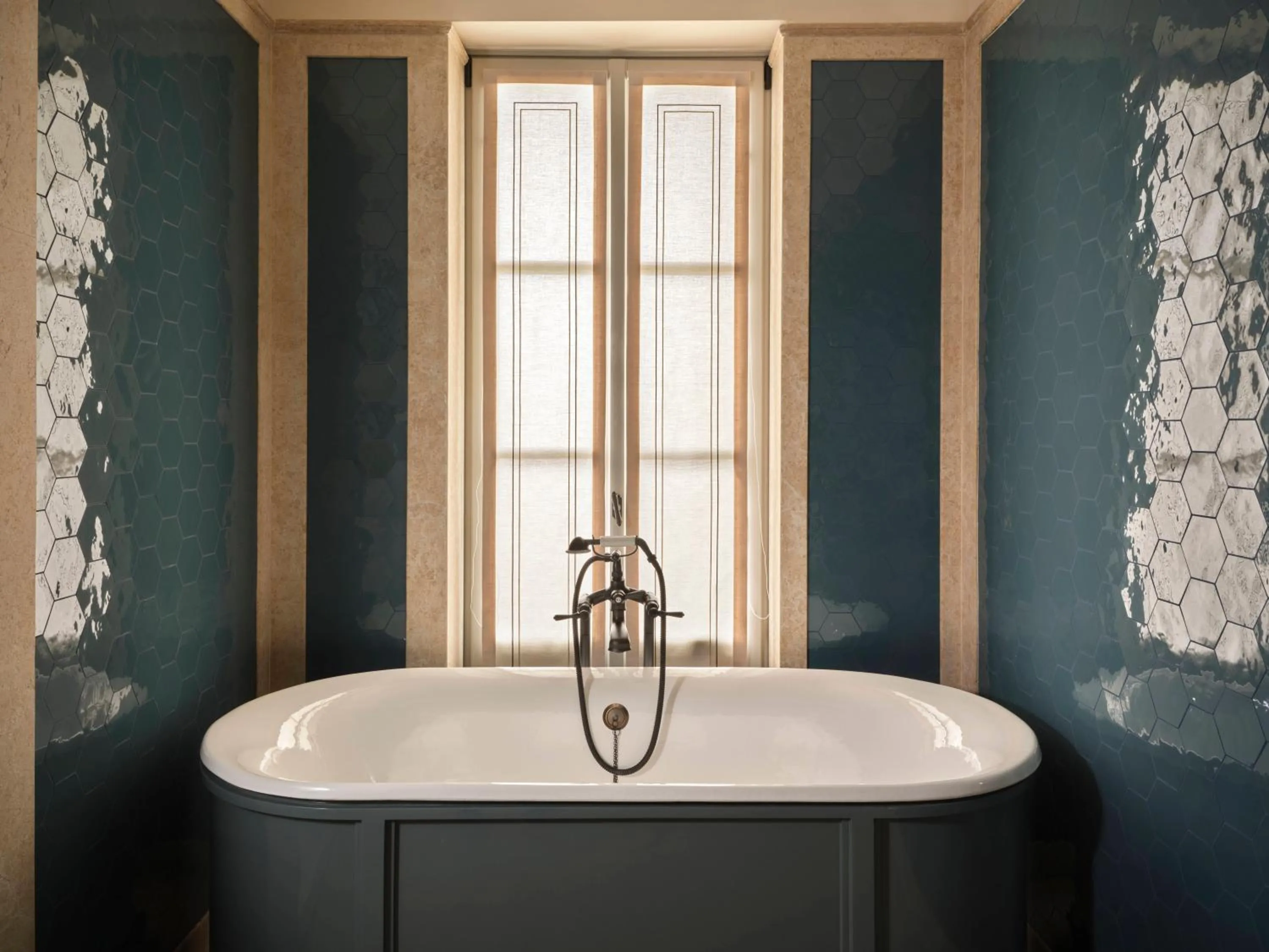 Bathroom in Collegio alla Querce, Auberge Collection