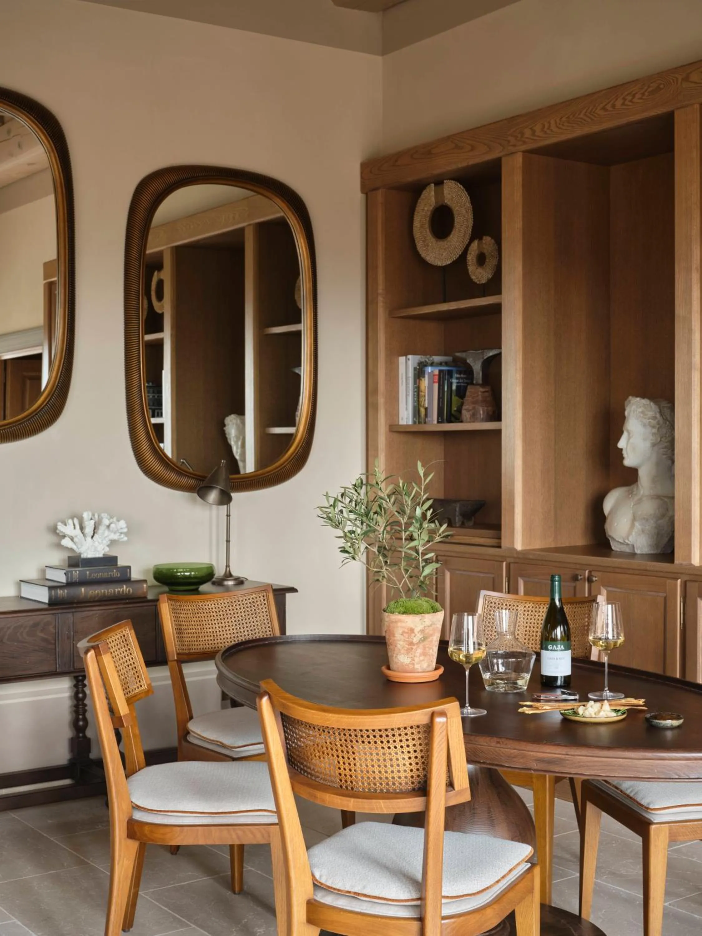 Dining area in Collegio alla Querce, Auberge Collection