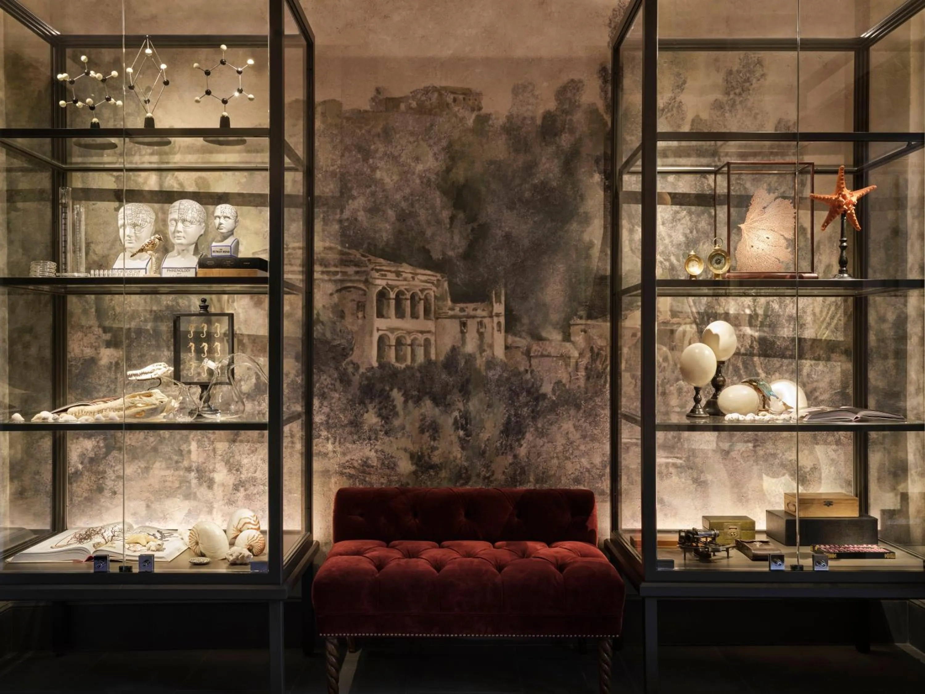 Decorative detail in Collegio alla Querce, Auberge Collection