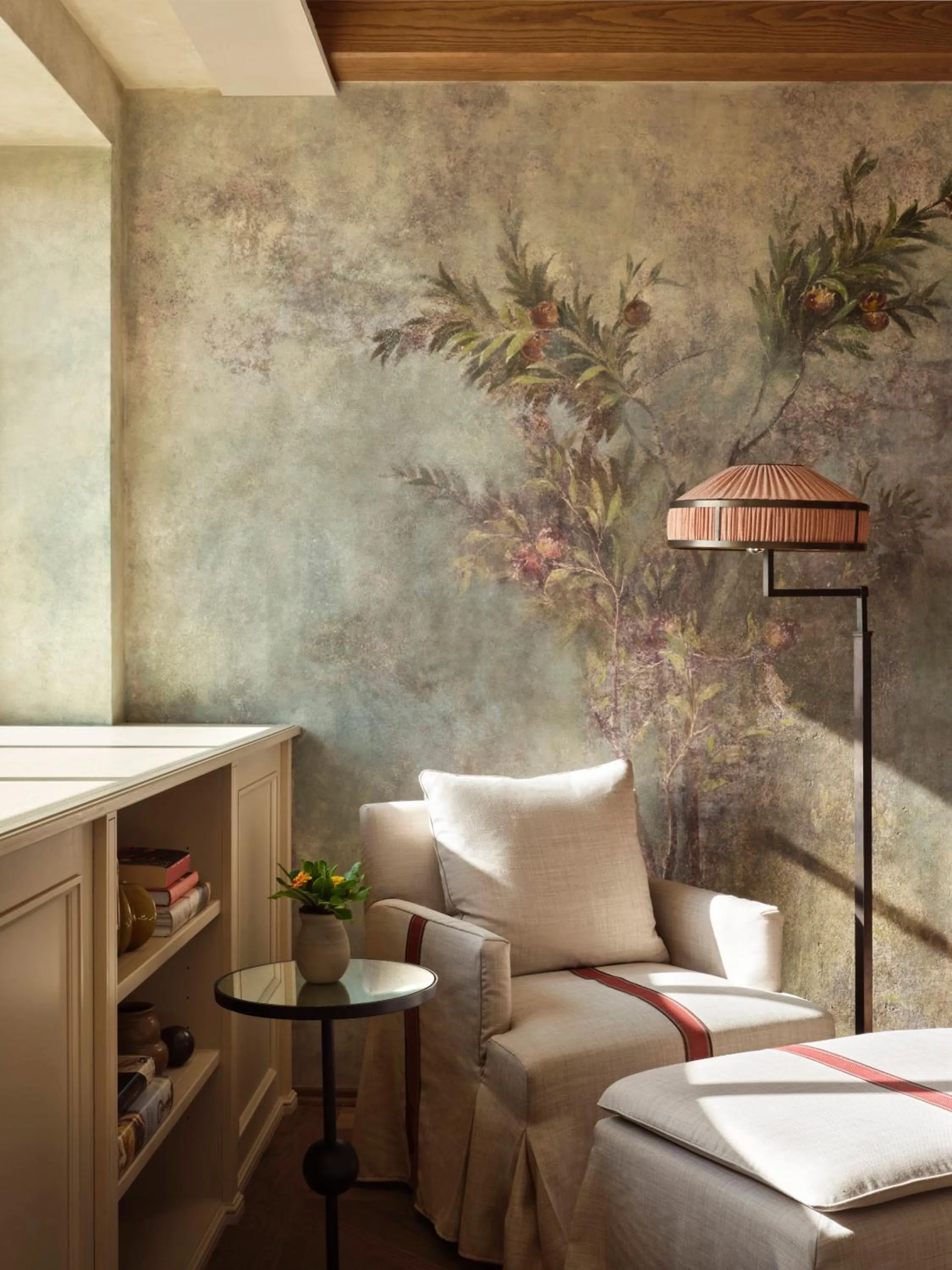 Seating area, Bed in Collegio alla Querce, Auberge Collection