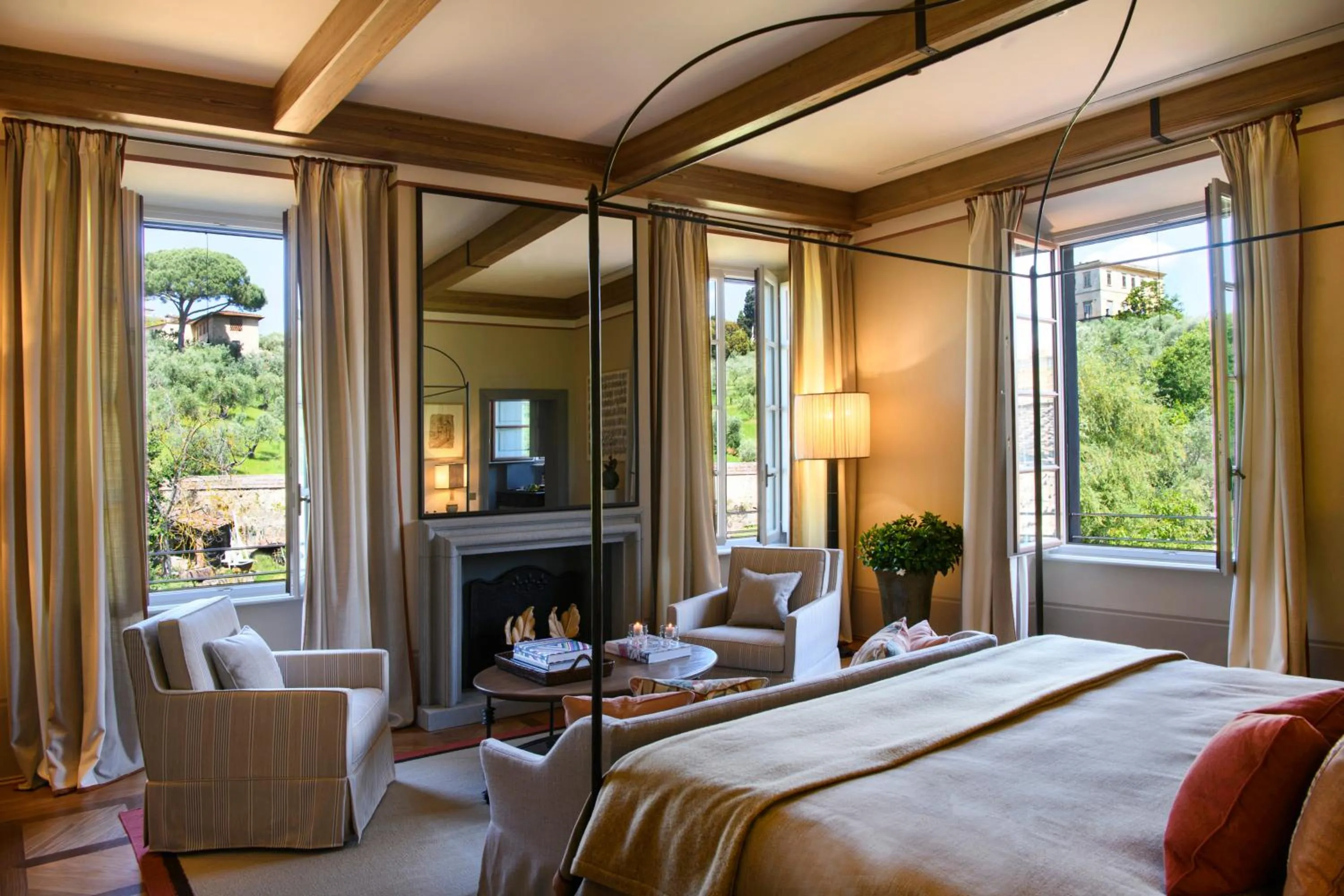 fireplace, Bed in Collegio alla Querce, Auberge Collection