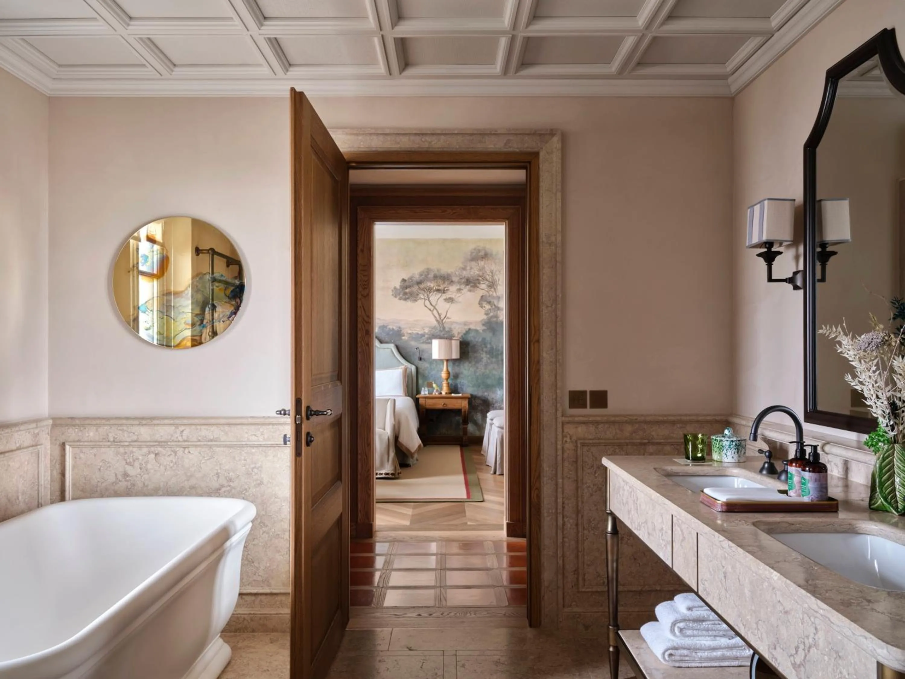Bathroom in Collegio alla Querce, Auberge Collection