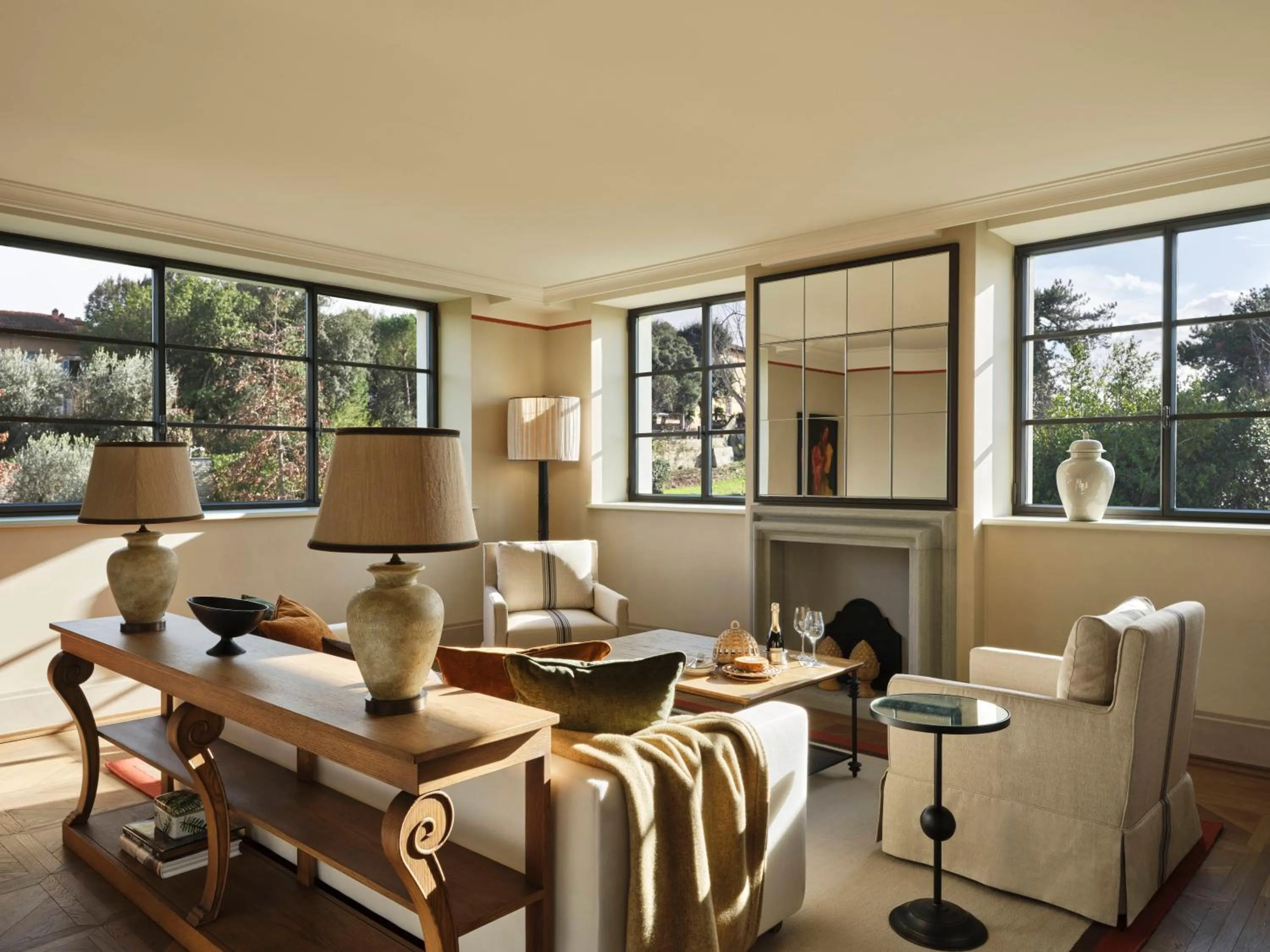 Living room in Collegio alla Querce, Auberge Collection