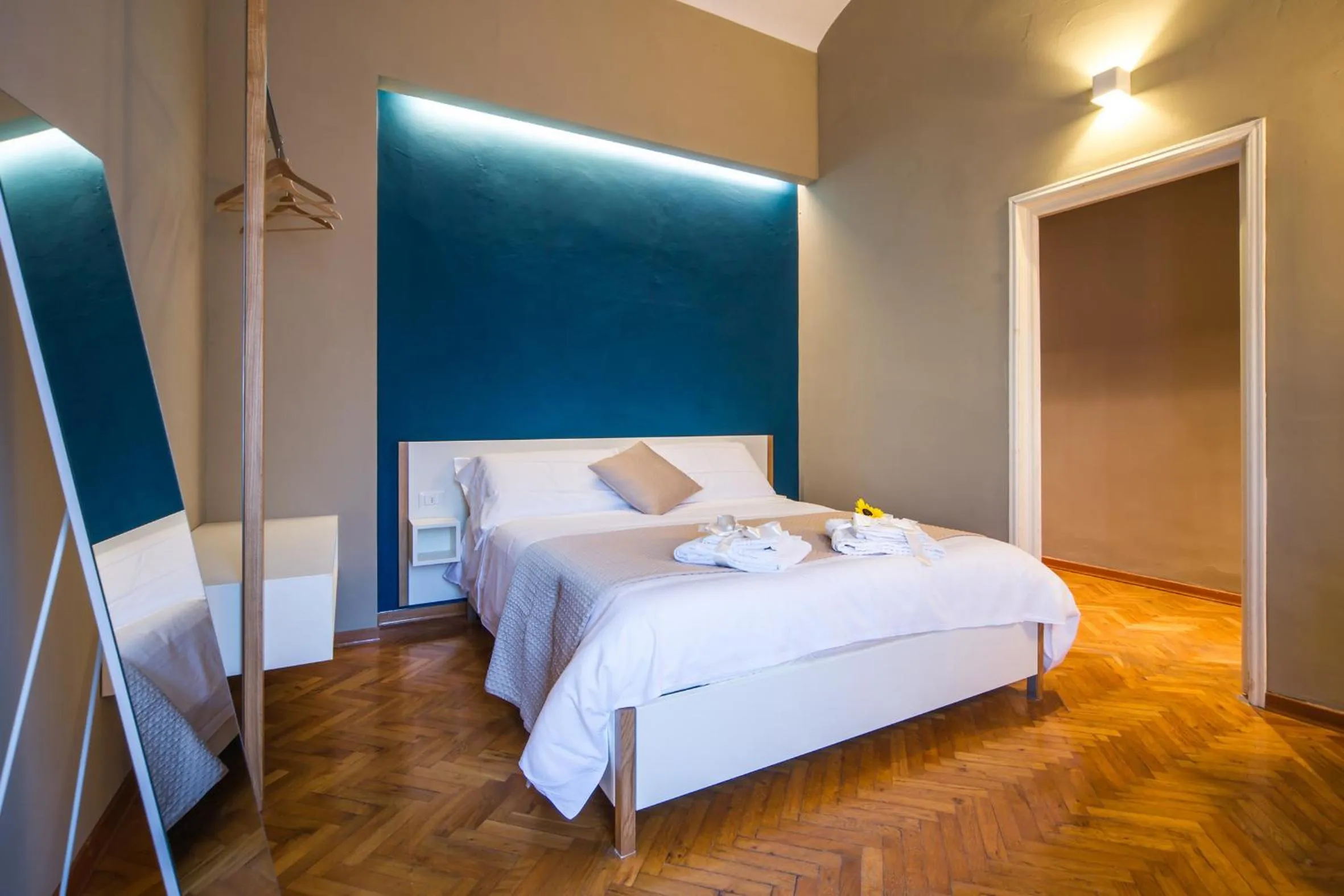 Bathroom, Bed in Residenza d'Epoca Visacci