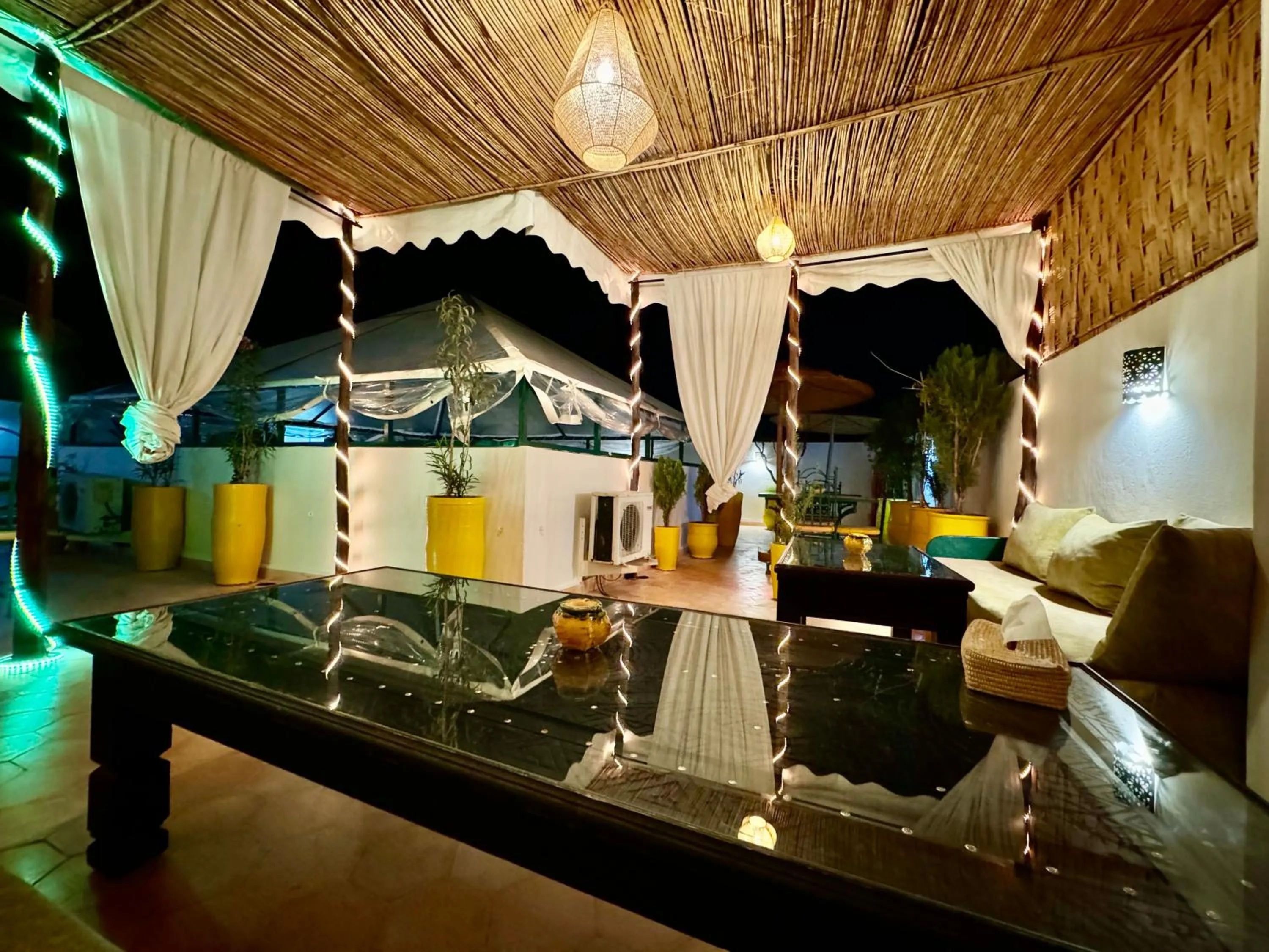 Balcony/Terrace in Riad Iklil