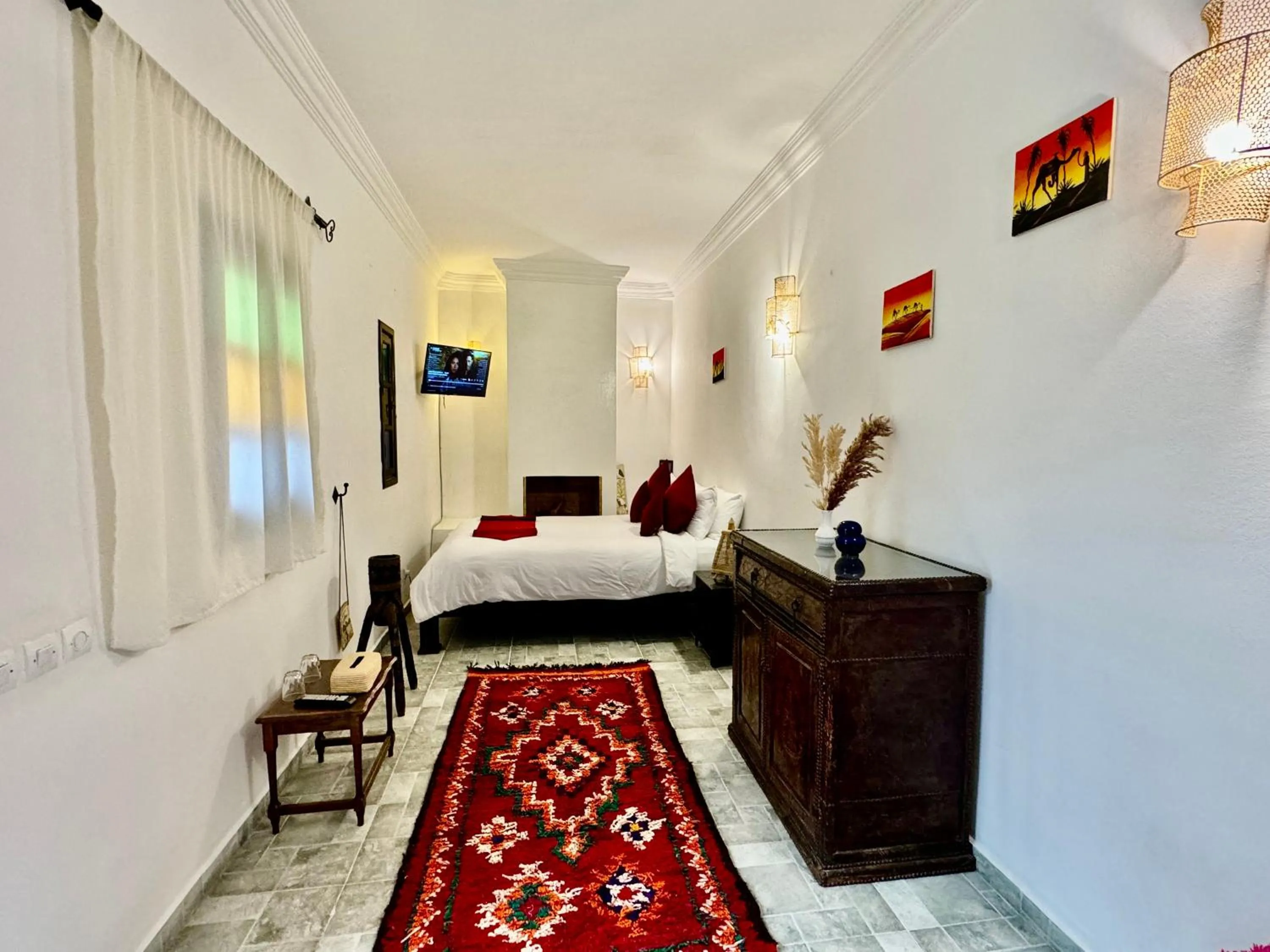 View (from property/room), Bed in Riad Iklil