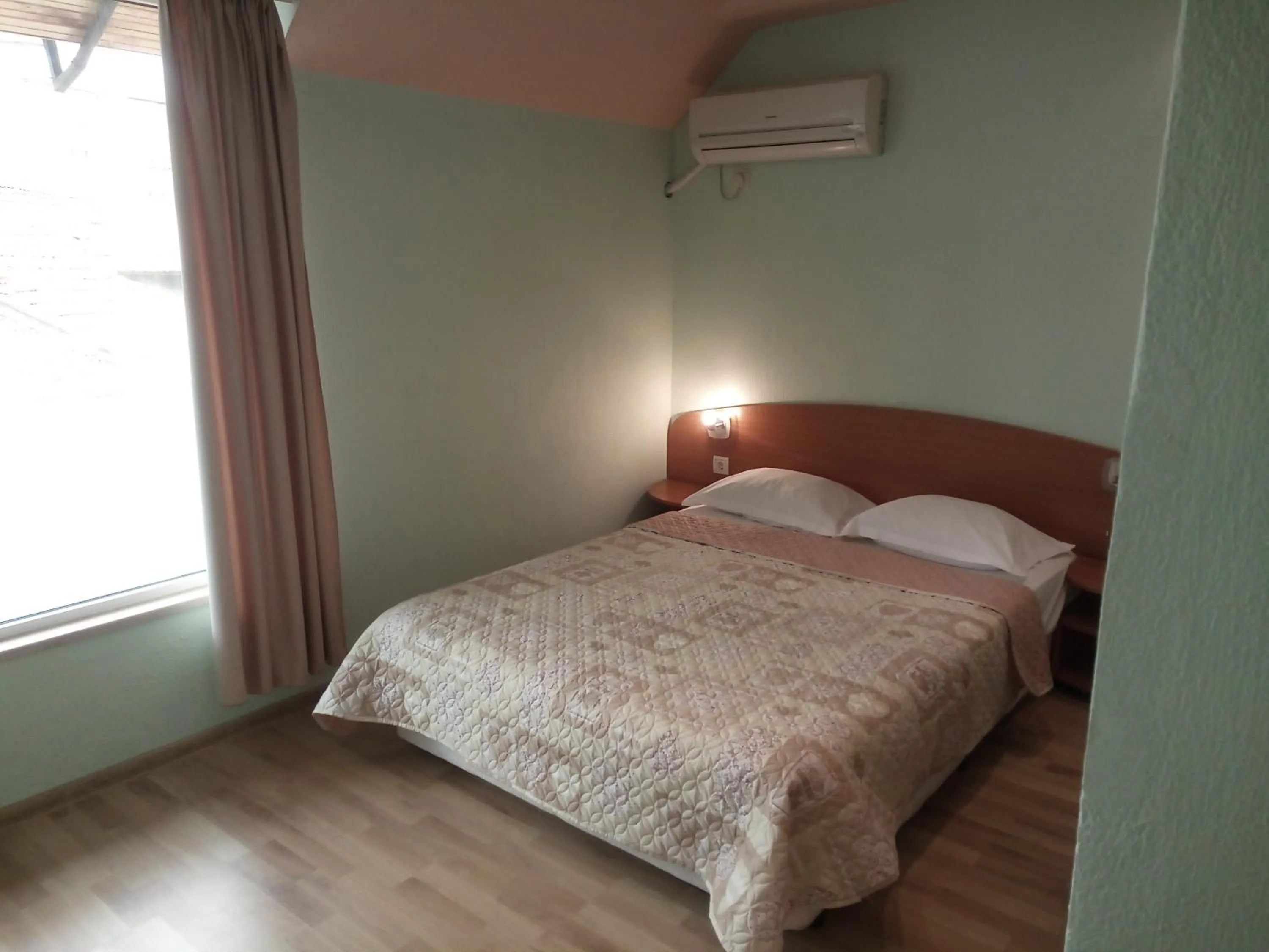 Bedroom, Bed in Apartments Center