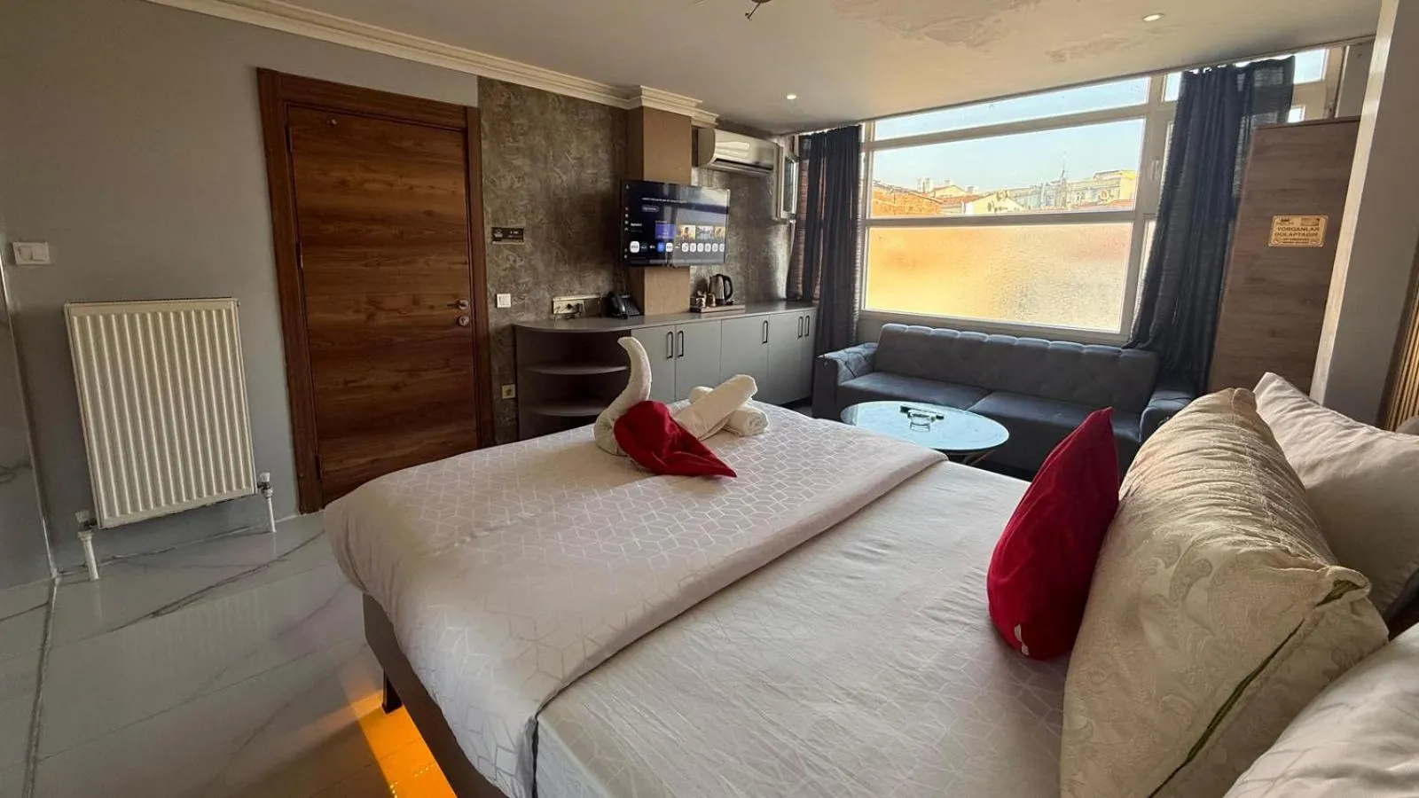 Bed in Kral As Suite Hotel