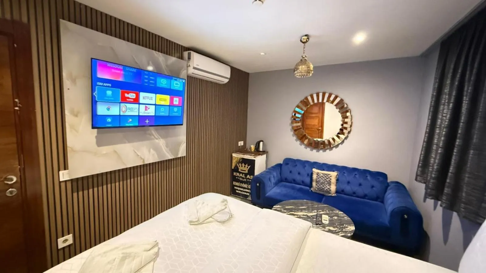 Bed in Kral As Suite Hotel