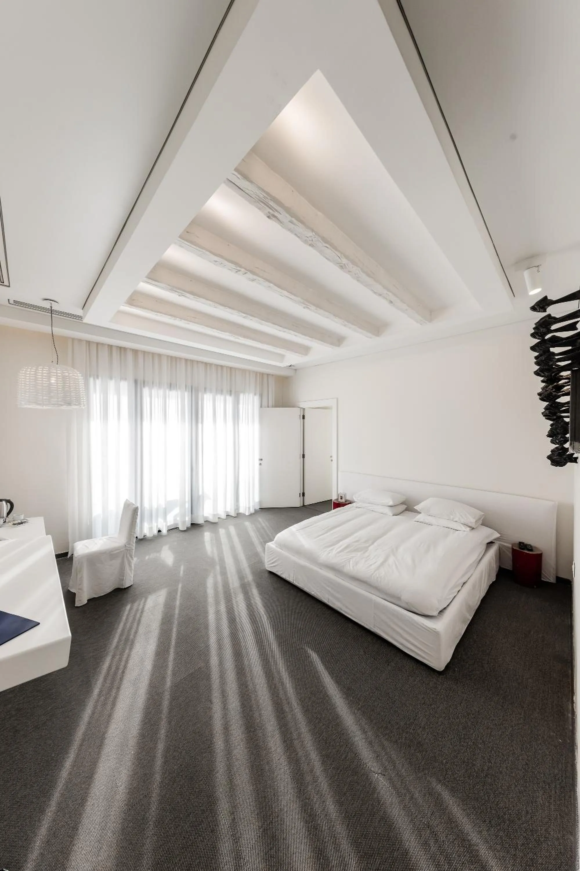 Bedroom, Bed in Miramar Hotel Resort and Spa