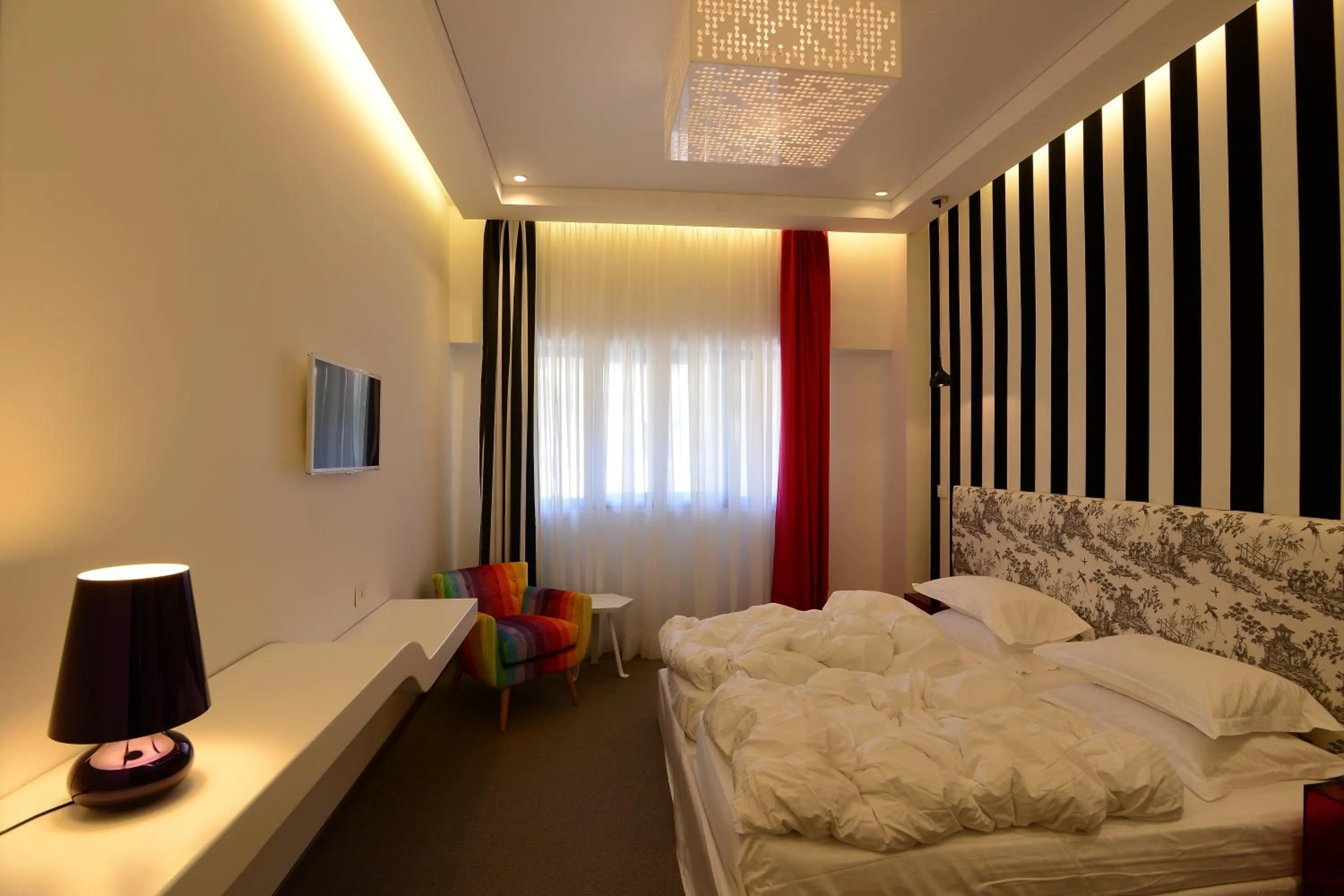 Bed in Miramar Hotel Resort and Spa