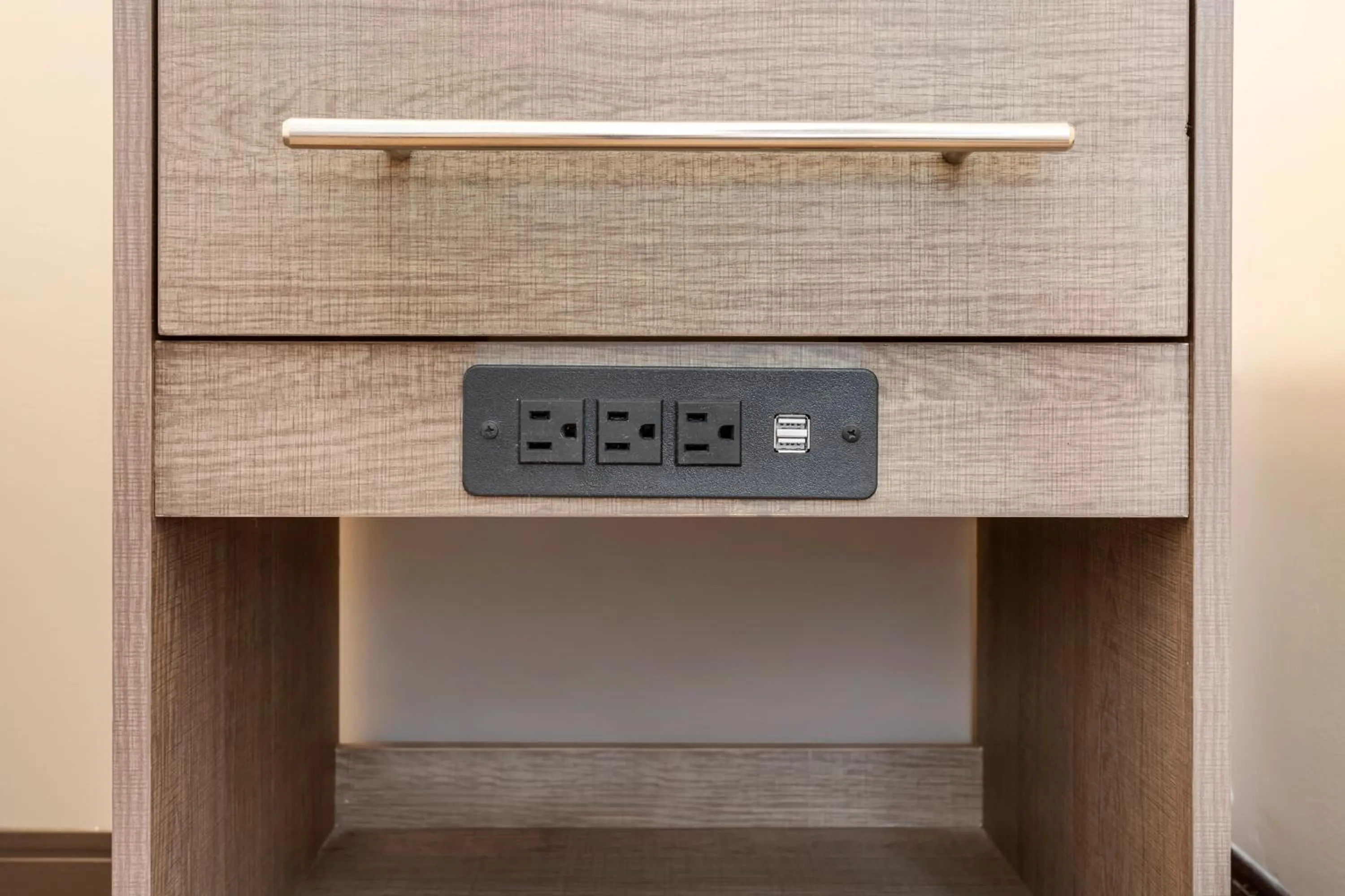 Bedroom in Red Roof Inn PLUS Jamaica, NY - JFK Airport