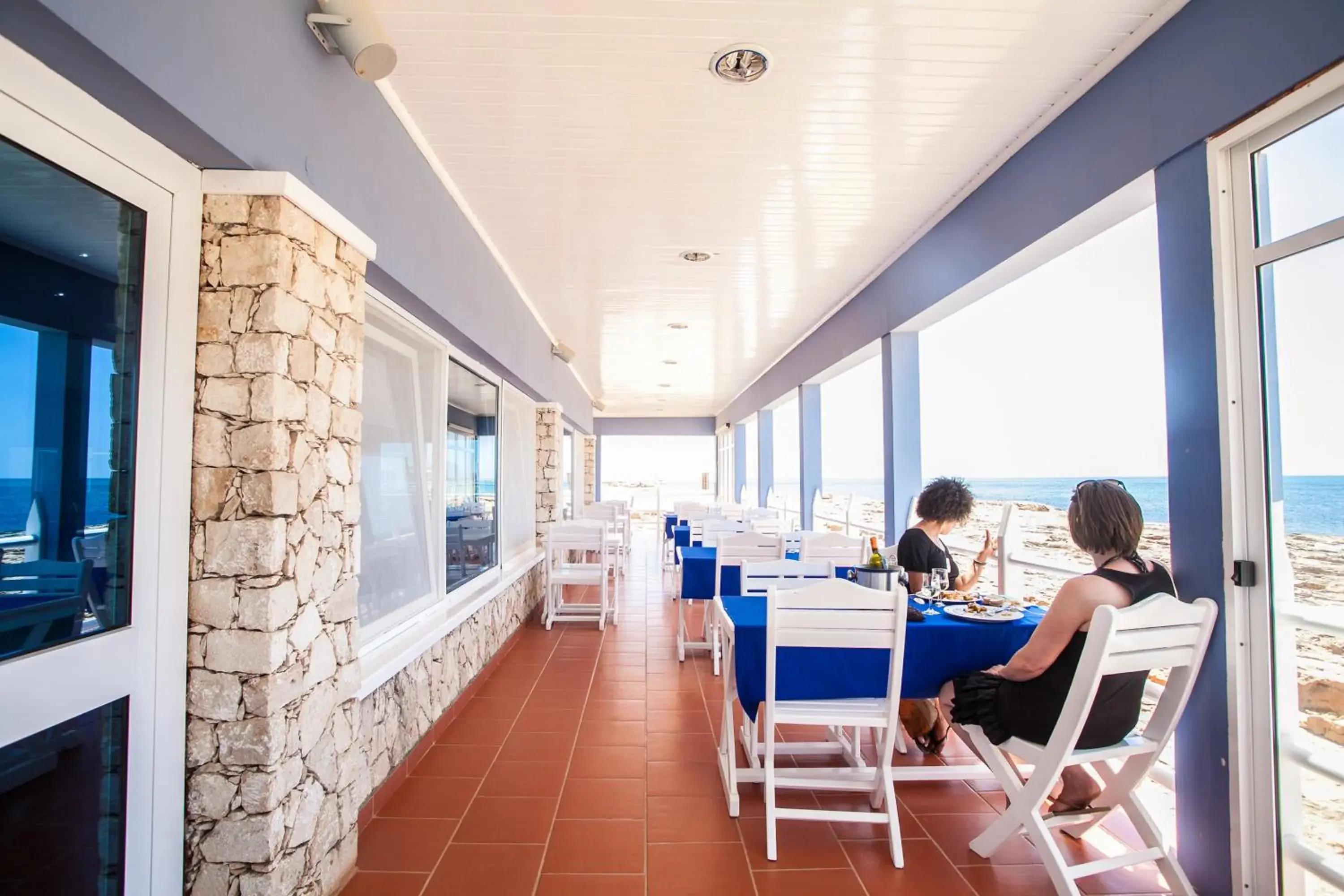 Restaurant/places to eat in Murdeira Village Restaurant/places to eat in Murdeira Village