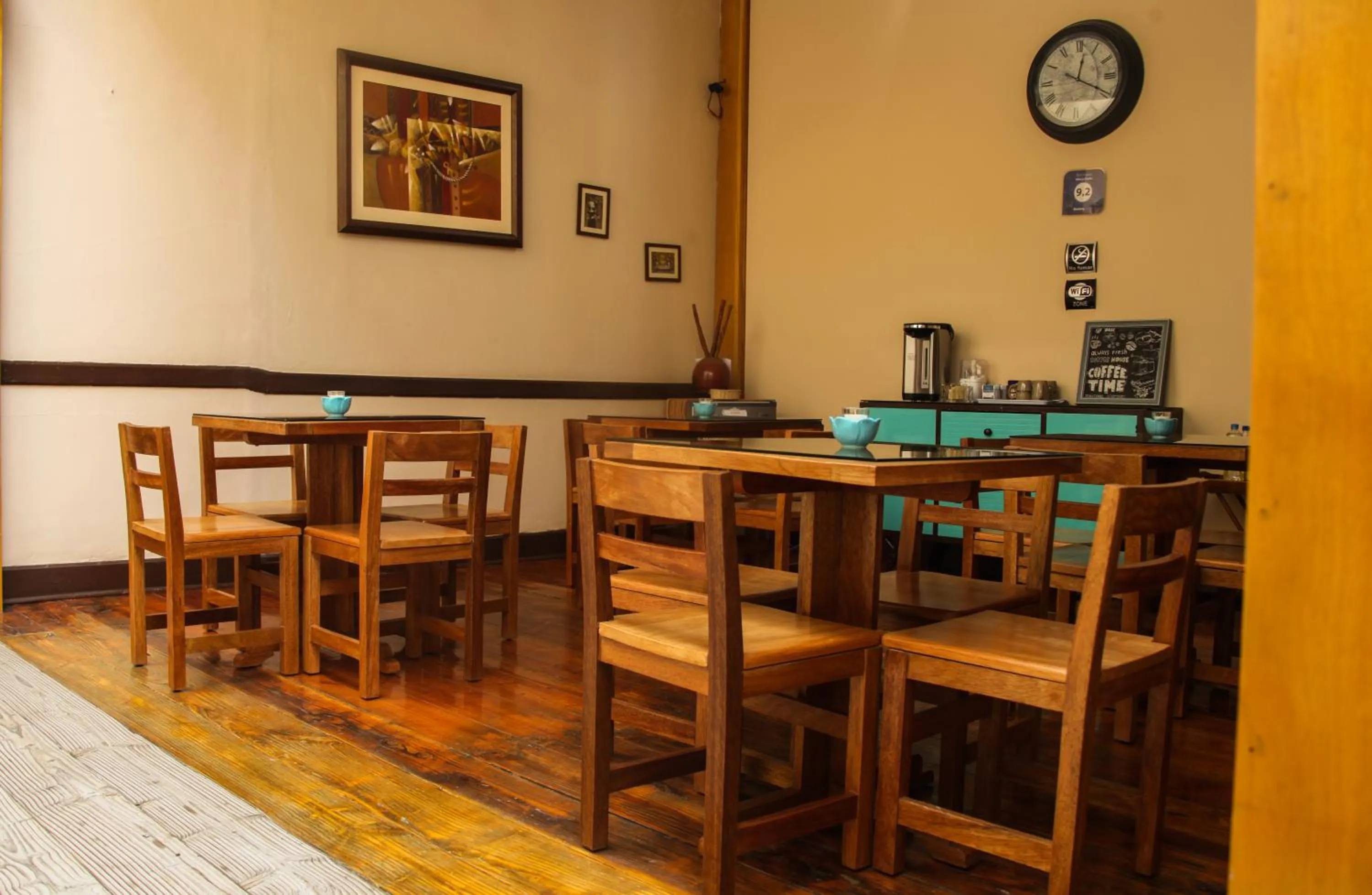 Restaurant/places to eat in Villa La Punta