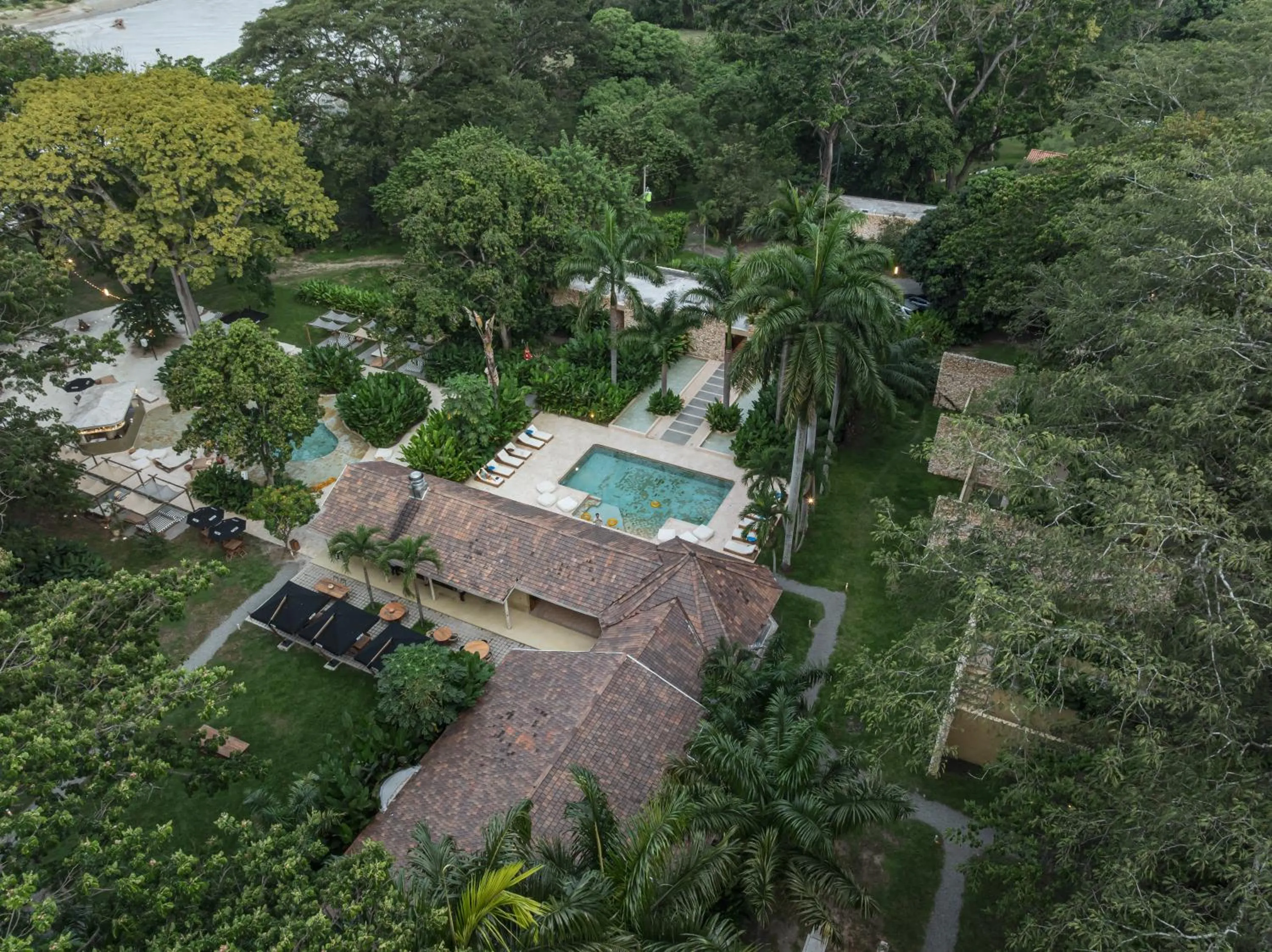 Property building in Arde La Selva