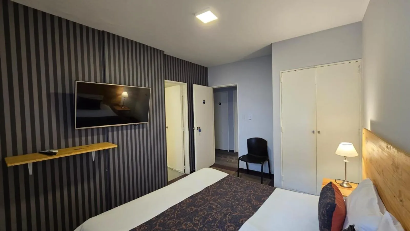 Bed in Santiago Hotel