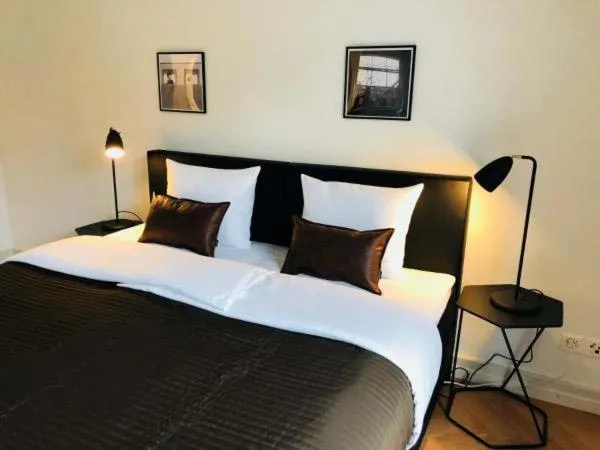 Bed in Viadukt Apartments