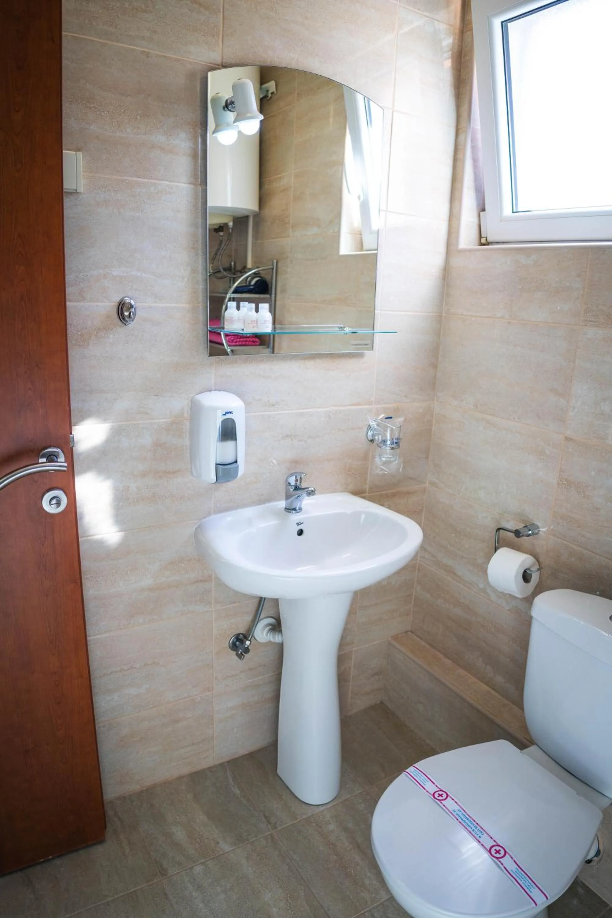 Bathroom in Marinero Apartments