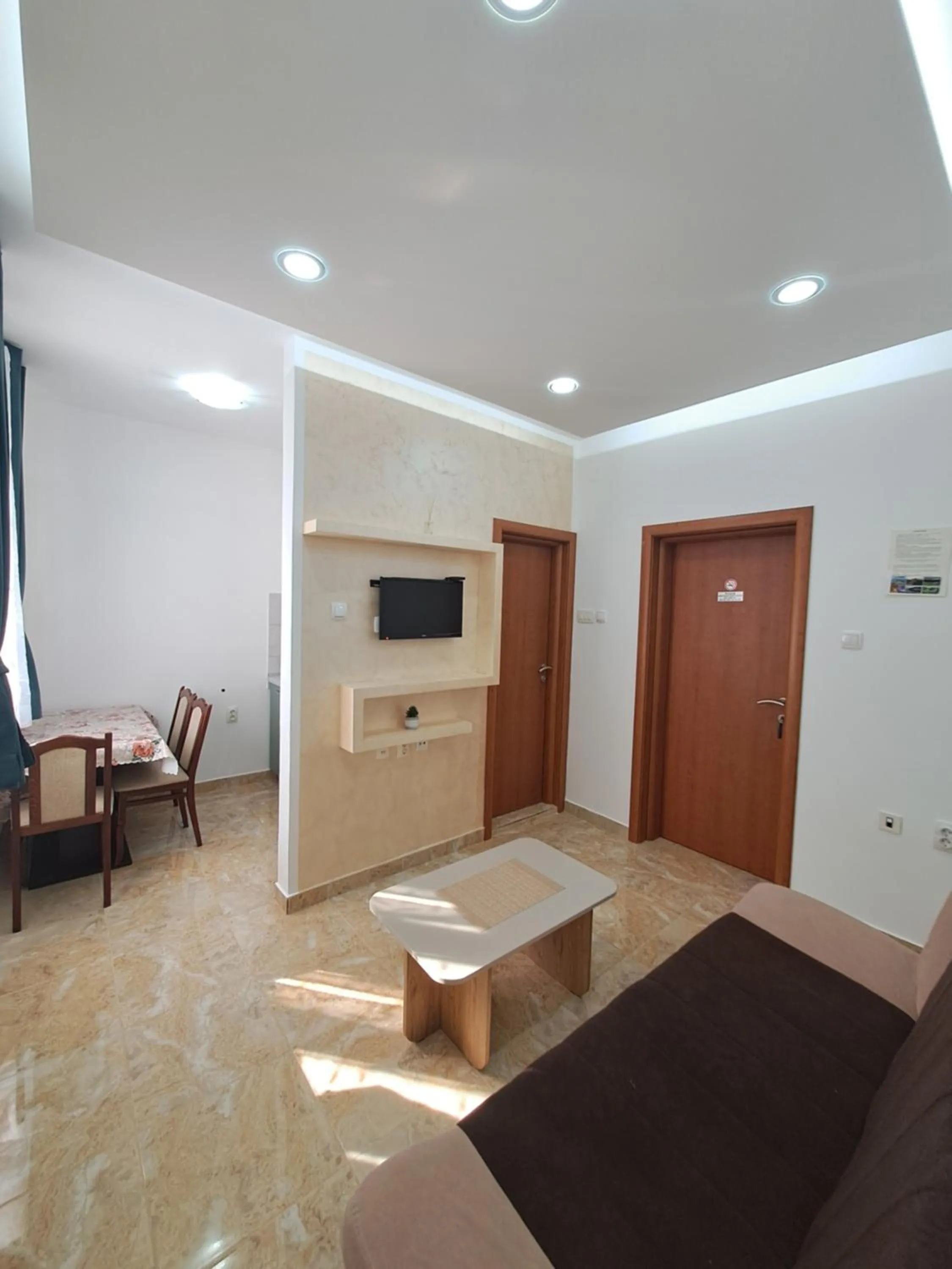TV and multimedia in Marinero Apartments