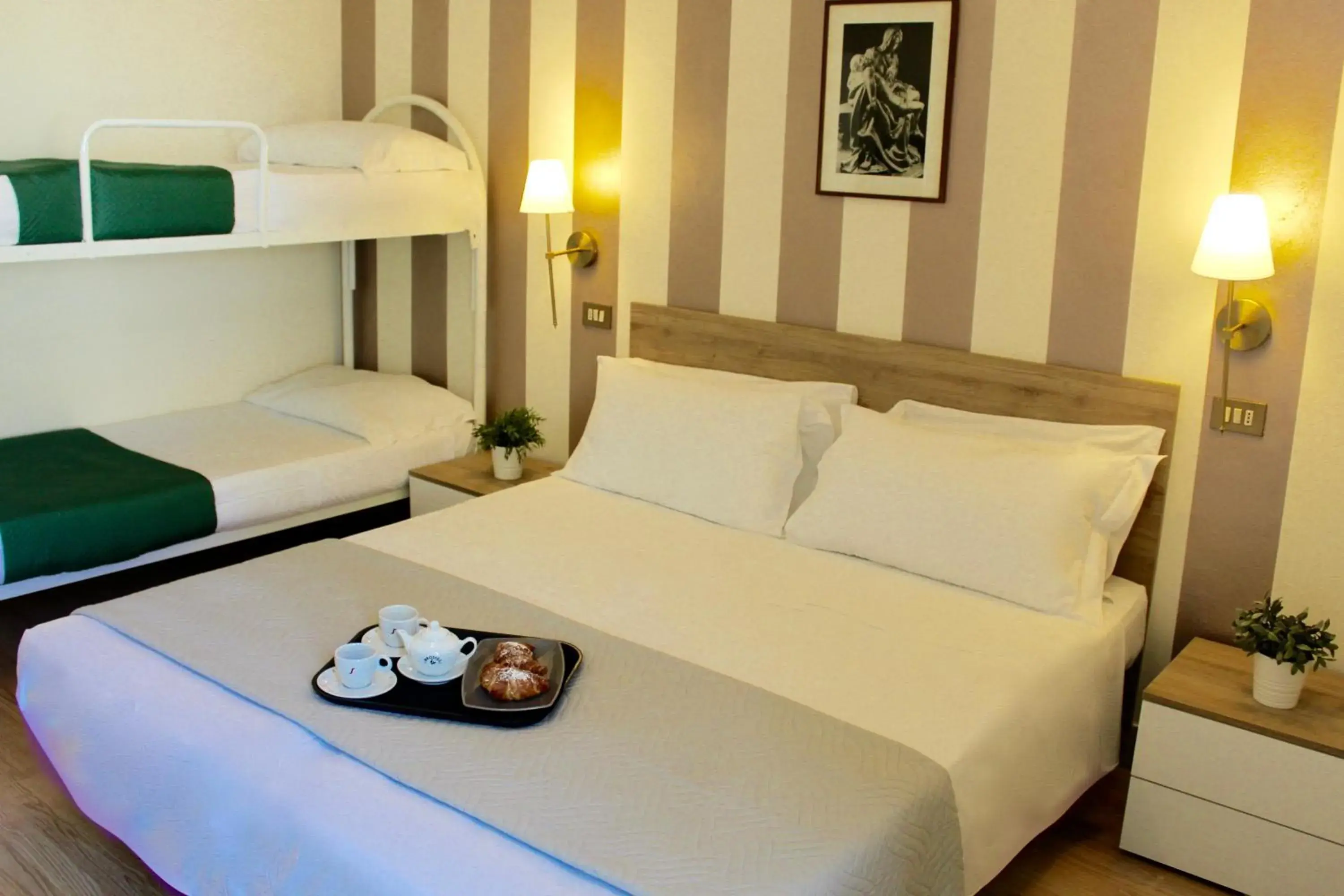 Bedroom in King Hotel Bedroom in King Hotel