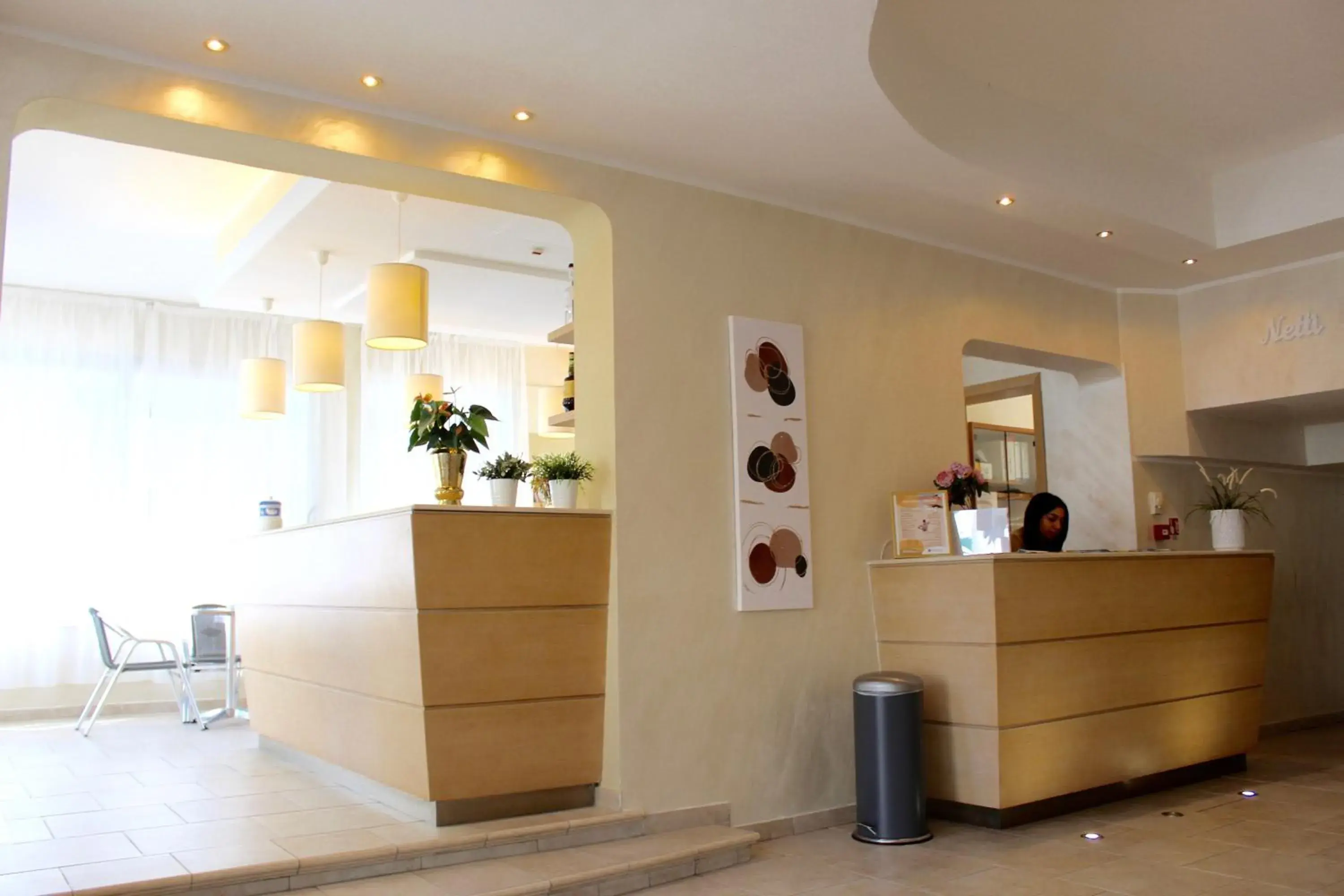 Restaurant/places to eat in King Hotel Restaurant/places to eat in King Hotel