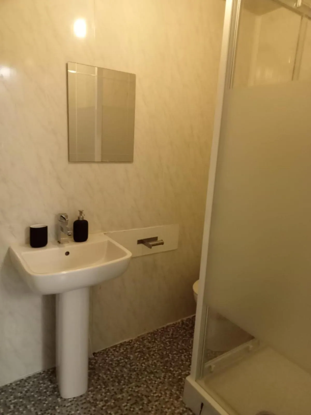 Shower in Quarrie House