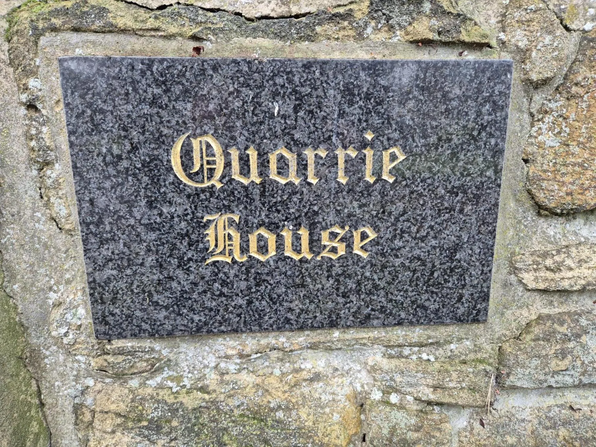 Logo/Certificate/Sign in Quarrie House