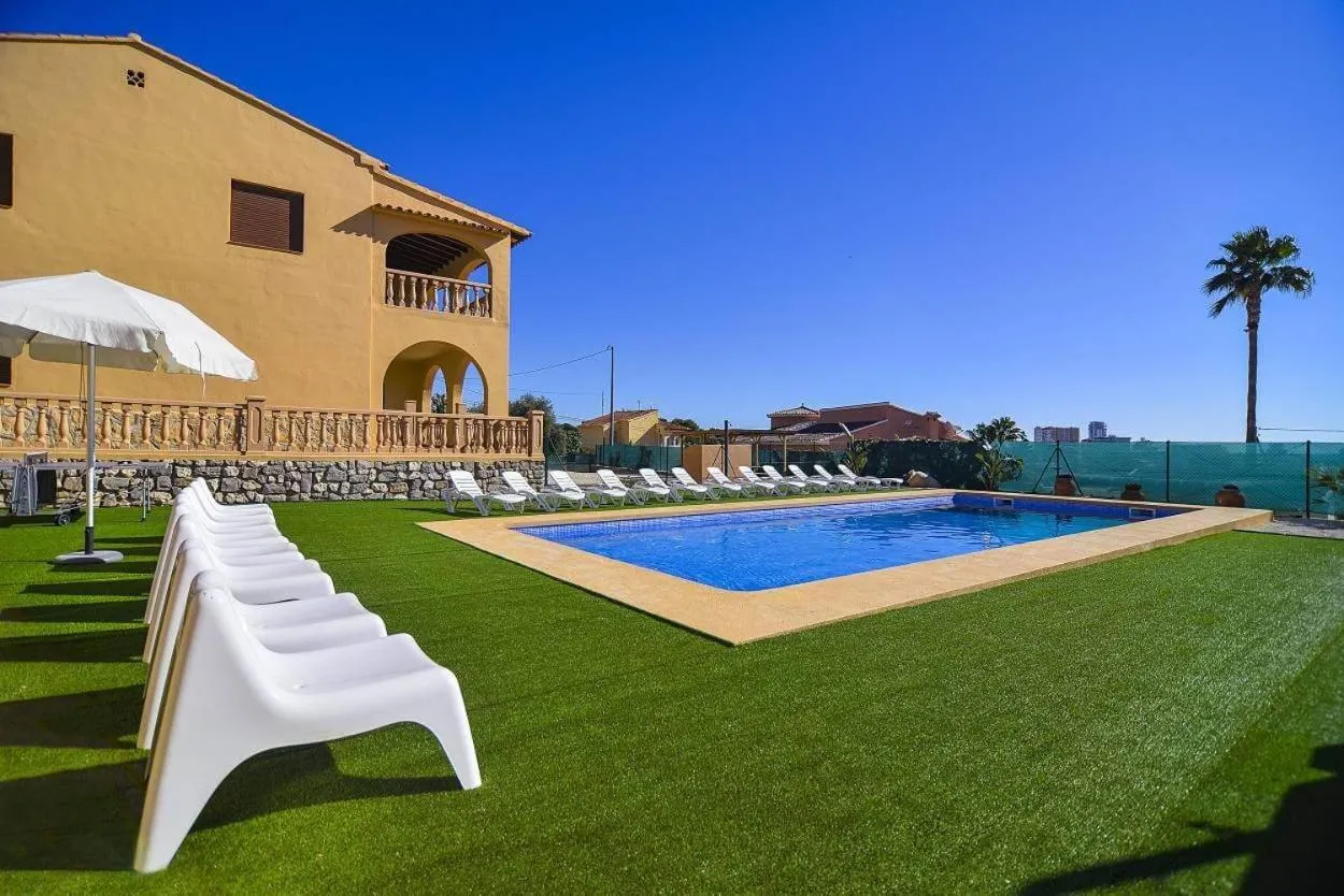 Swimming pool in Villa Ambar - PlusHolidays