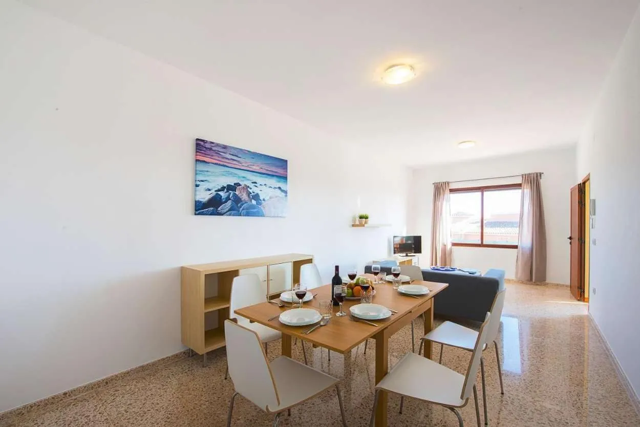 Dining area in Villa Ambar - PlusHolidays