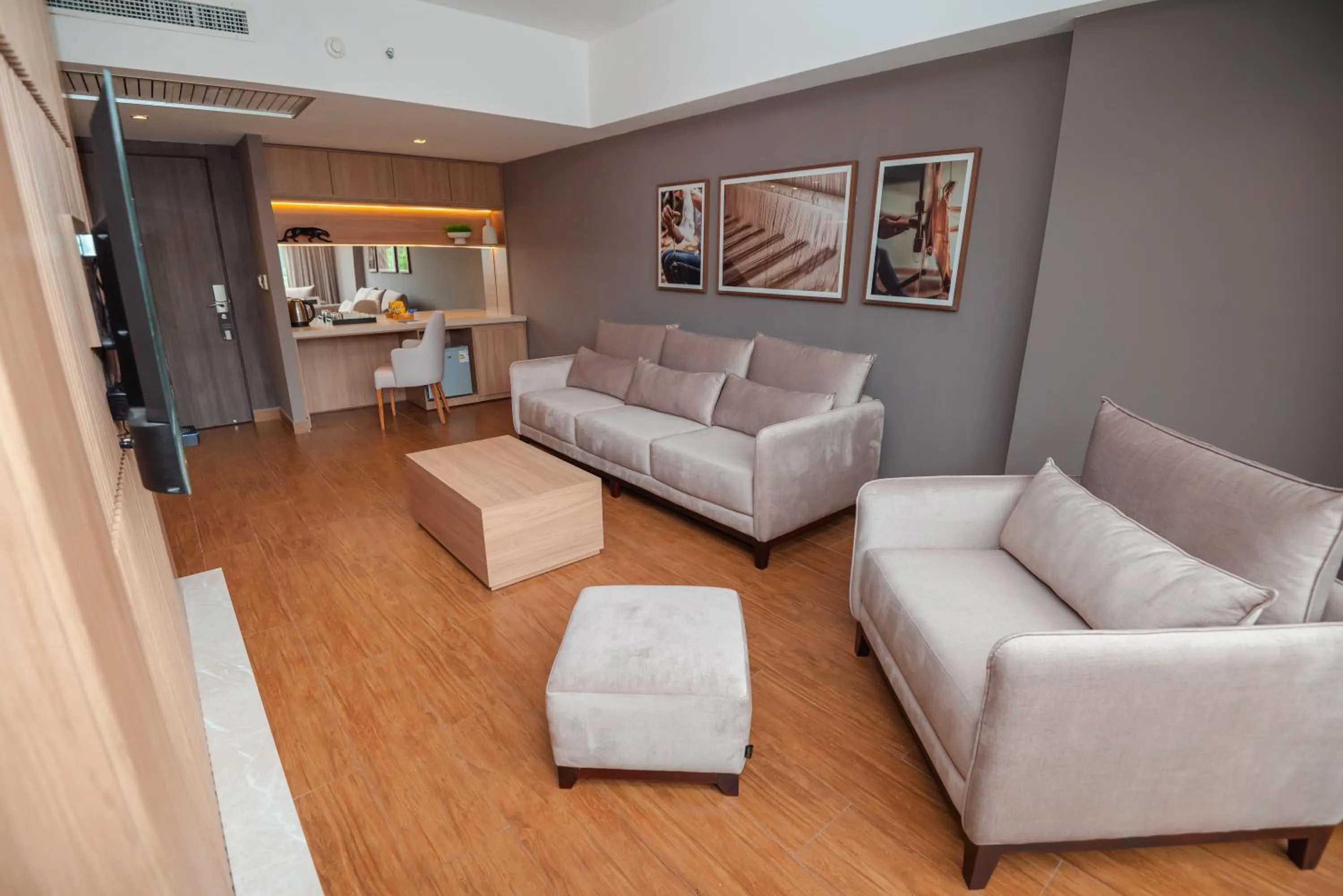 Savoy Hotel Encarnación